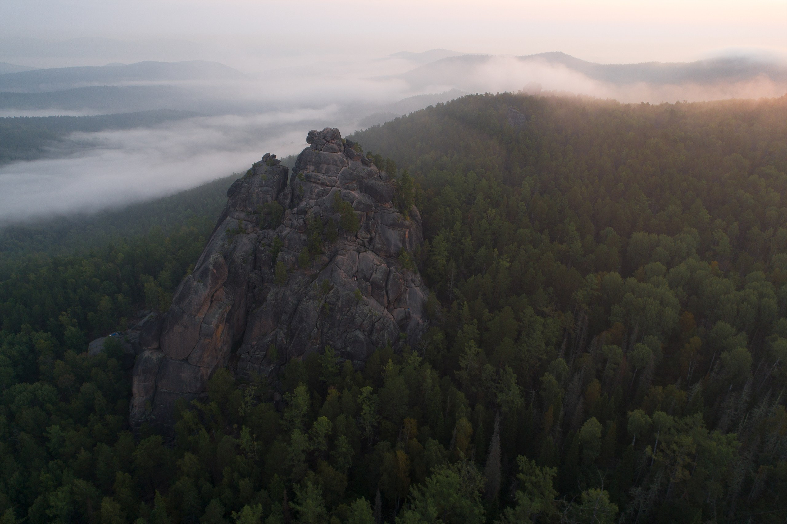 Красноярские Столбы. Фотограф в Красноярске Нерозя Александр. Пейзаж, природа, портрет