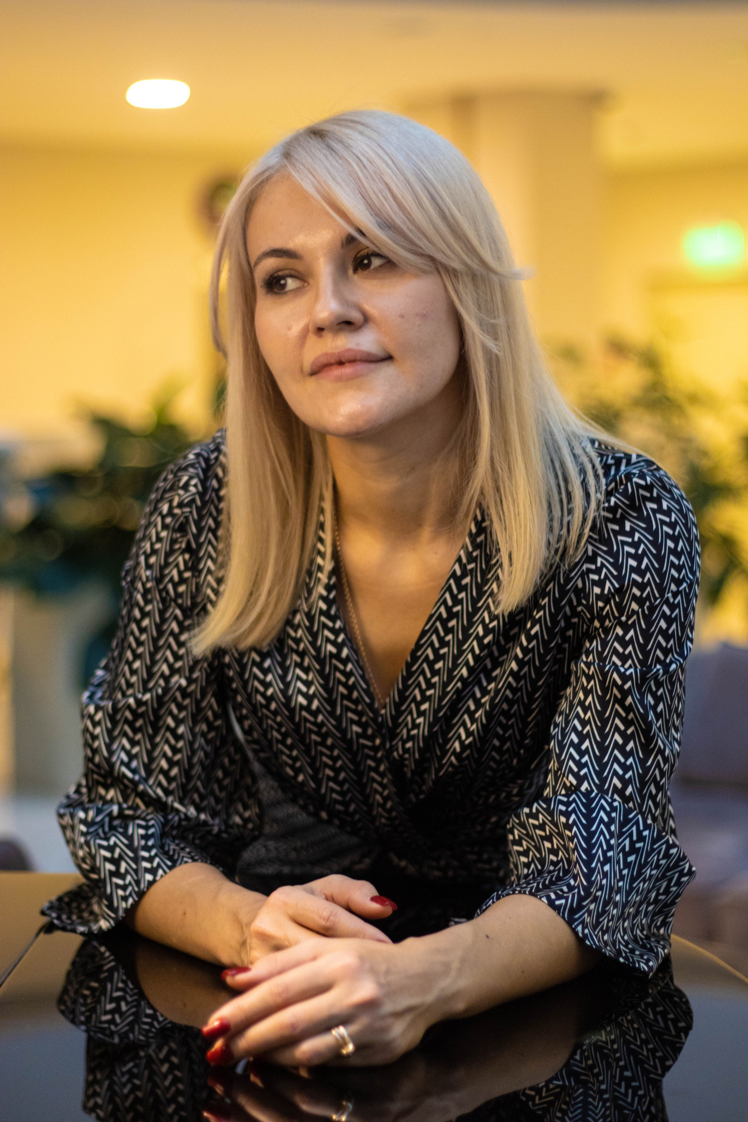 «Парящие чувства». Уличный фотограф Города N