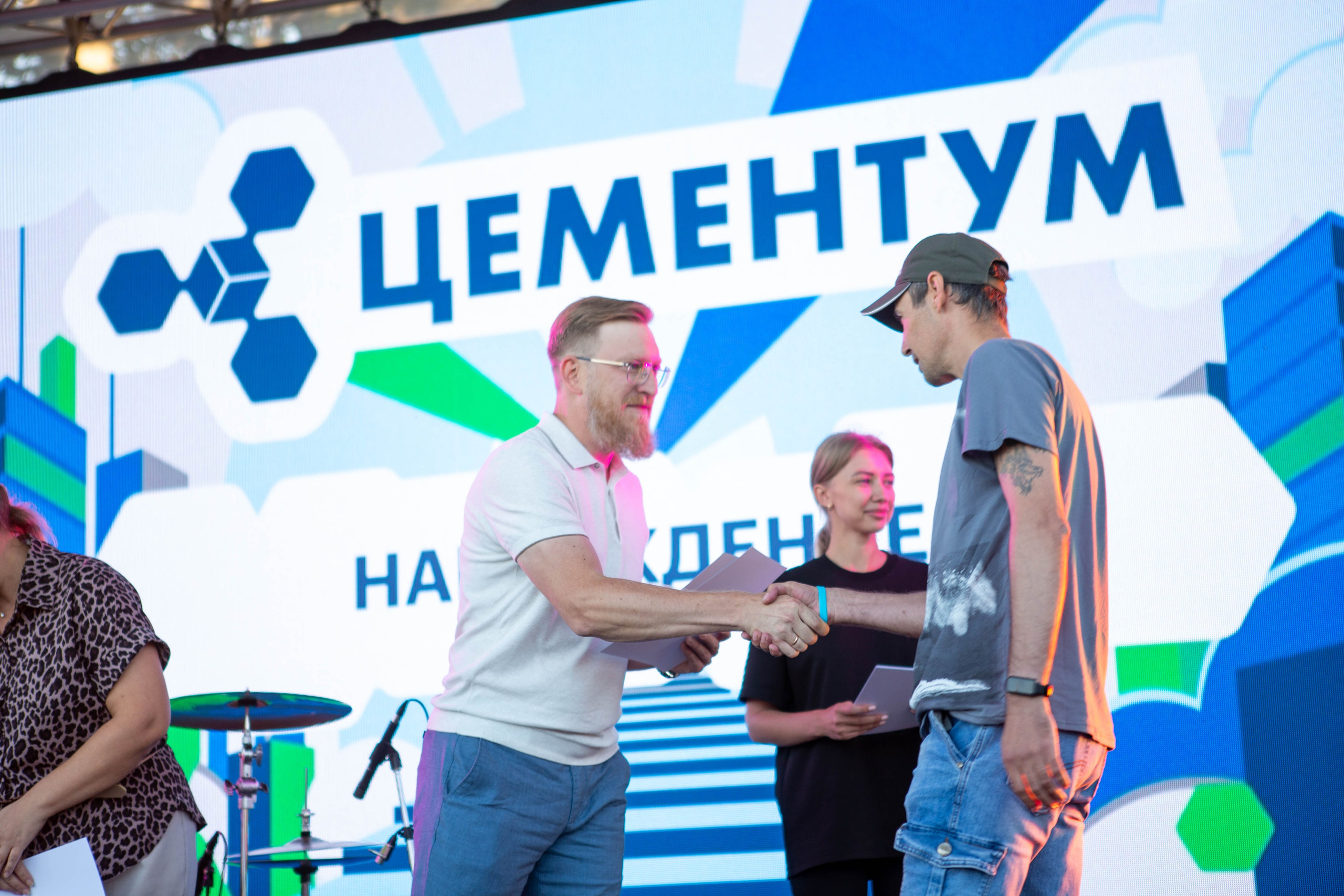 Корпоратив: «Цементиум». Свадебный и предметный фотограф Ренат Каламперов