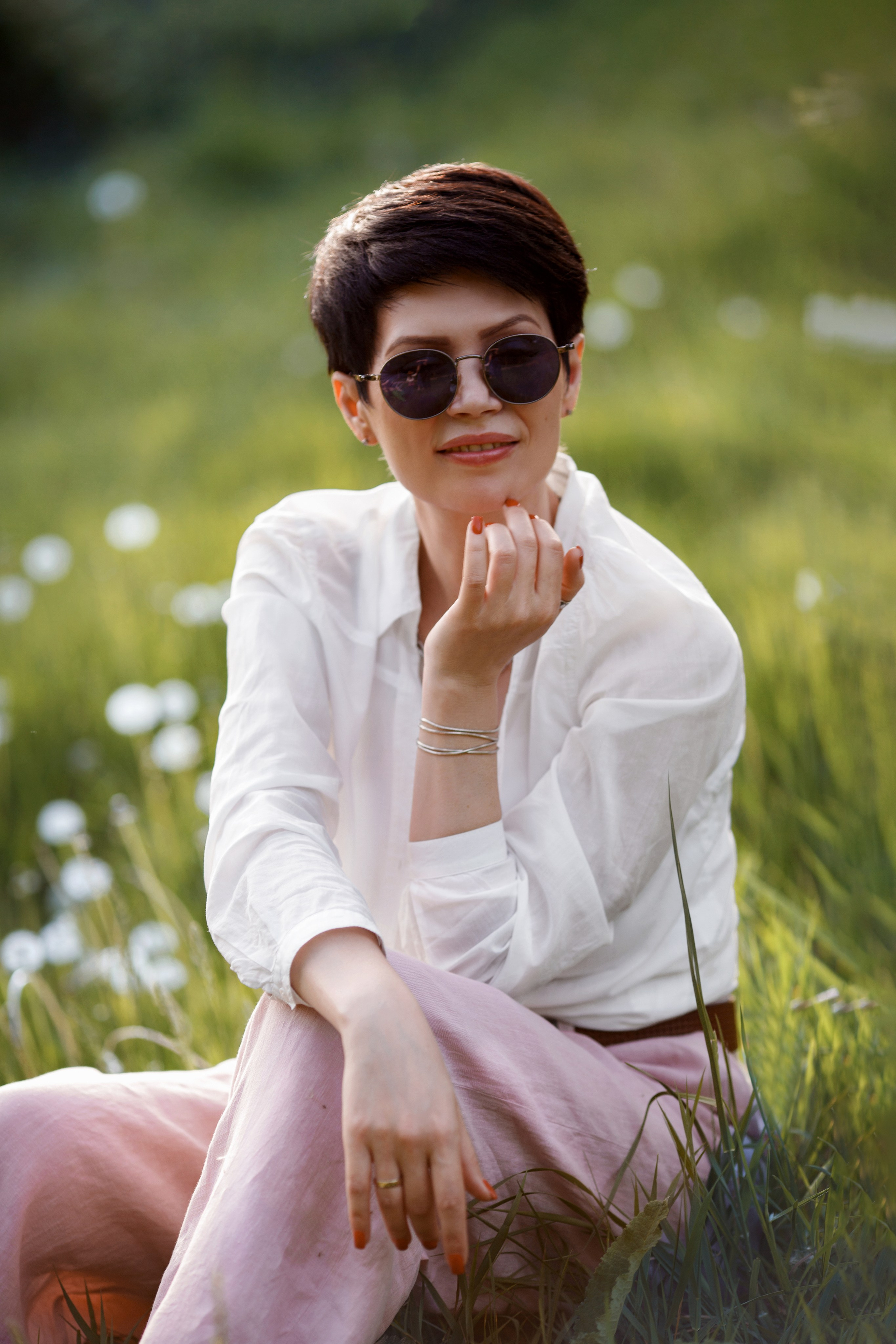 Женская лнтняя фотосессия на природе. Фотограф Ставрополь Пятигорск Елизавета Дарина