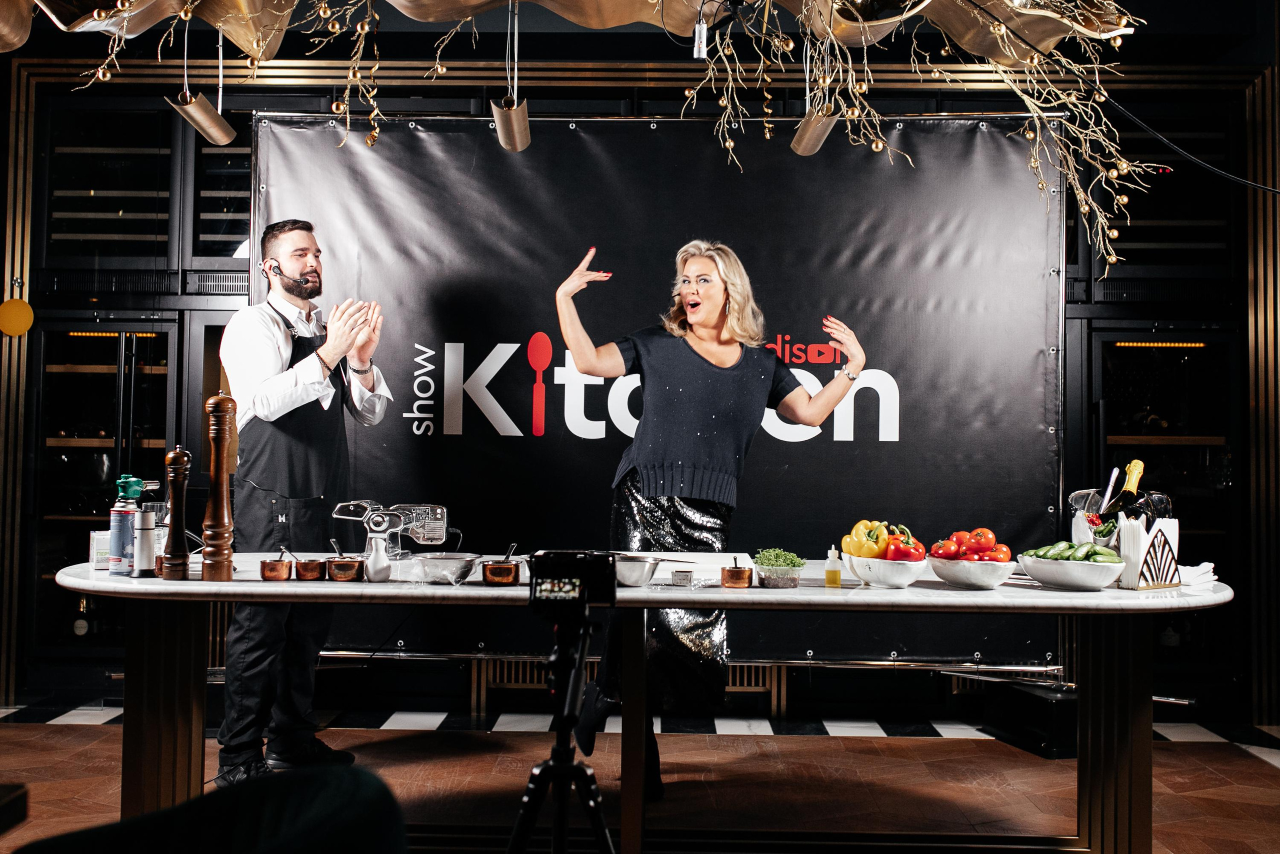 SEMENOVICH MADY KITCHEN STAR. Фотограф в Москве Алексей Виноградов