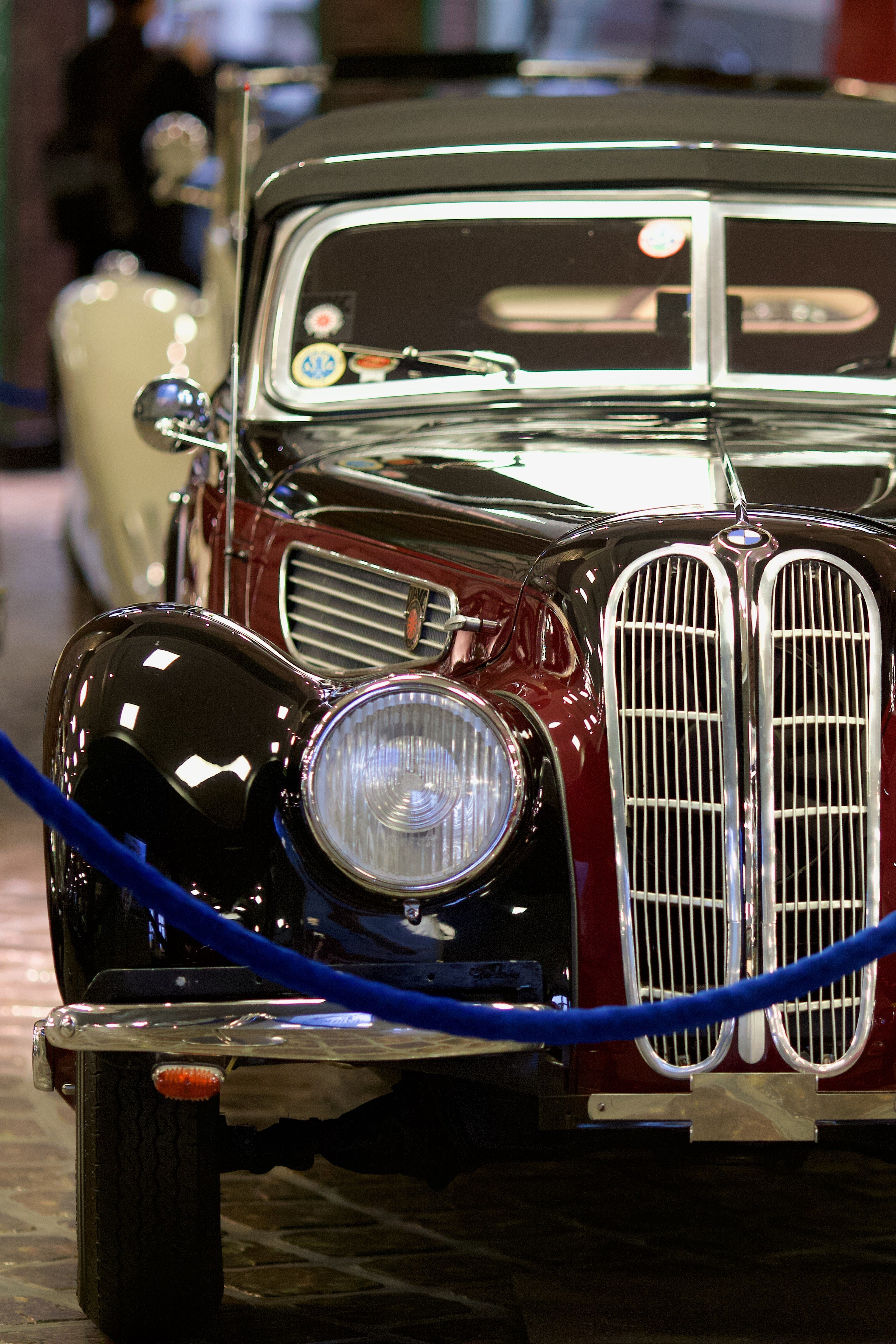 Музей Техники Вадима Задорожного. Школьные выпускные альбомы в Москве Марина Николаева