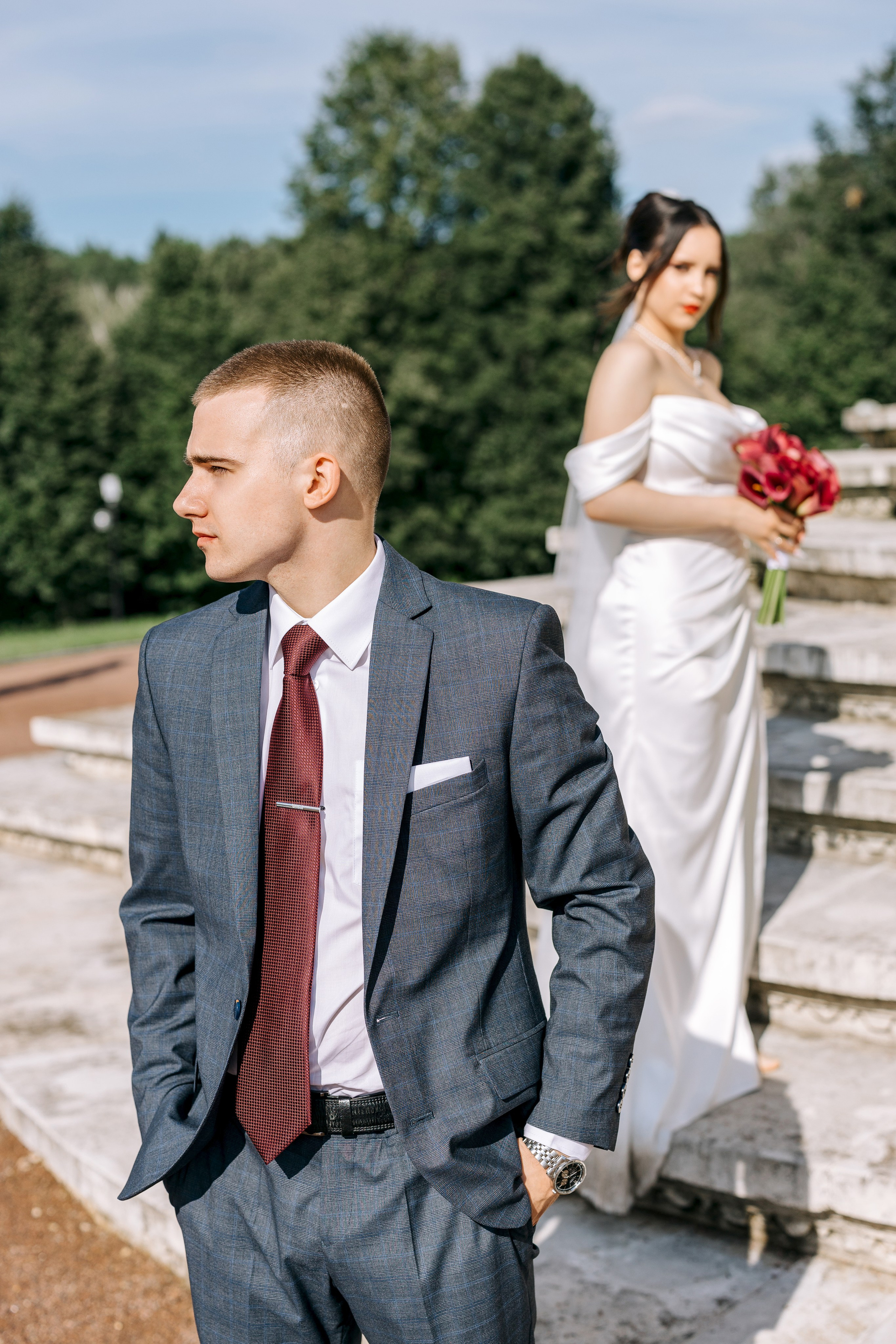 Белый лист. Александр Антонов. Профессиональный свадебный, репортажный фотограф в Москве, Подольске. Фото+Видео на любой праздник