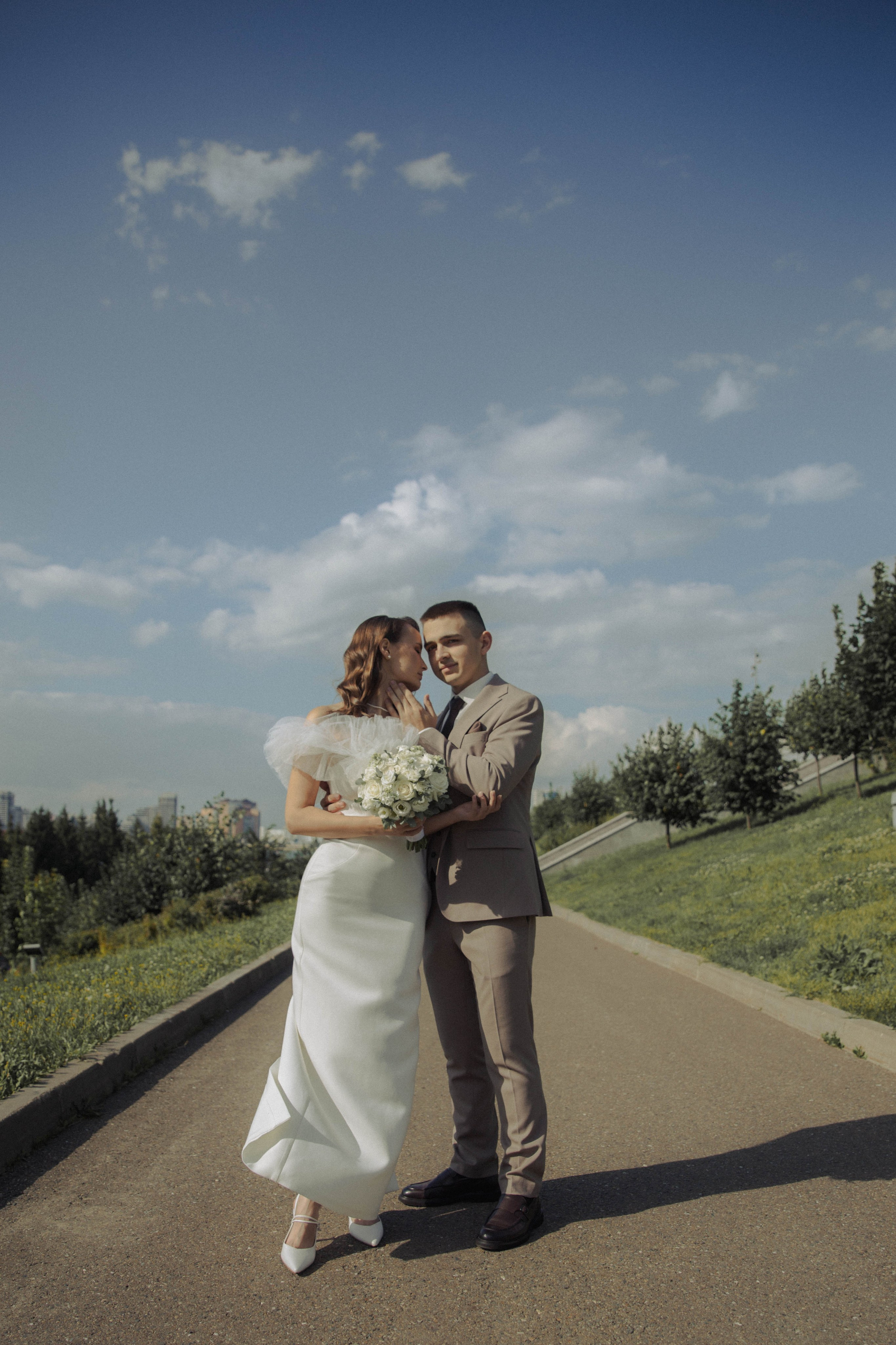 Свадебная прогулка Андрея и Анастасии. Портретный фотограф в Казани Алёна Евсеева