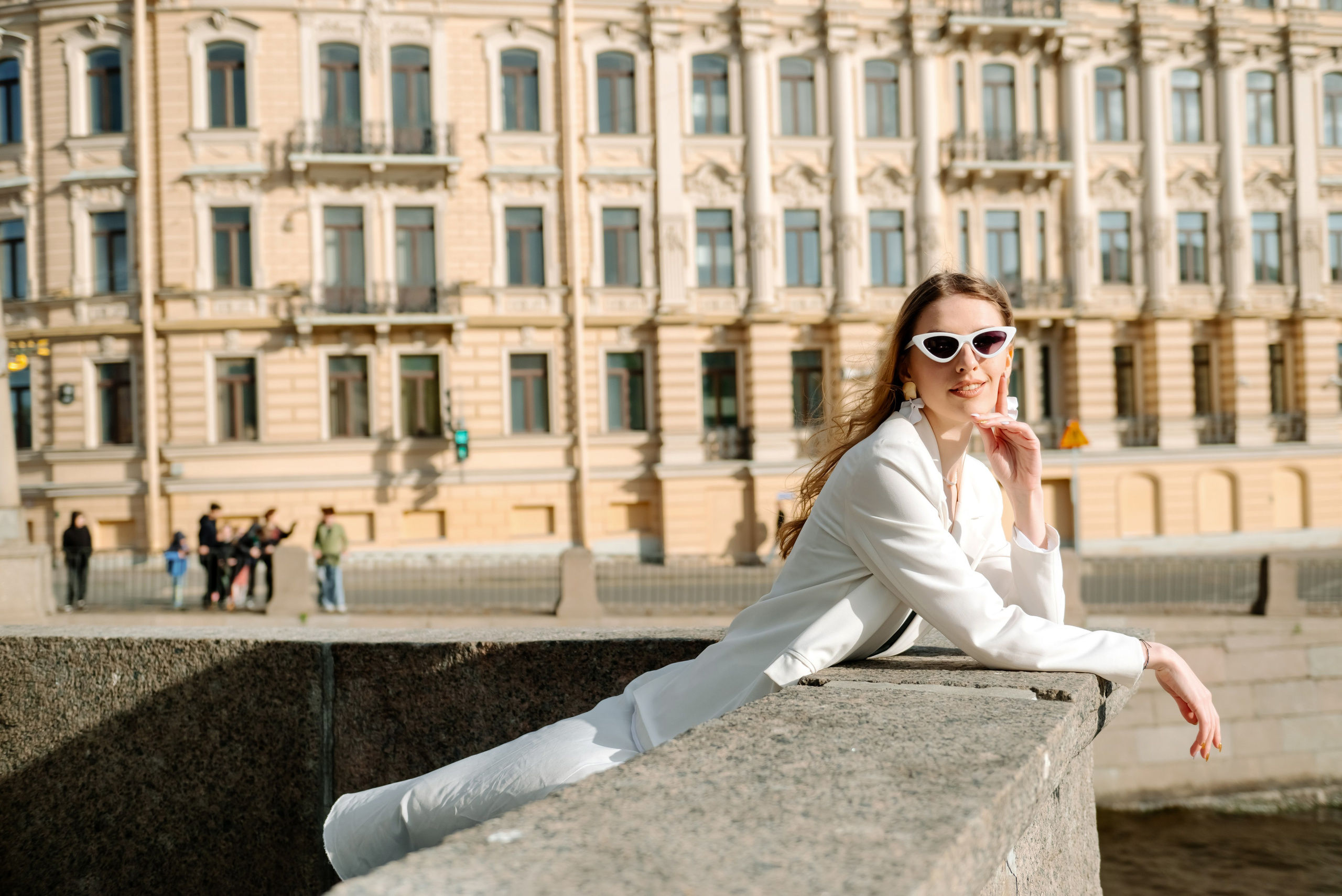 Прогулка у моста. Свадебный и сеейный фотограф в Санкт-Петербурге Елена Худякова