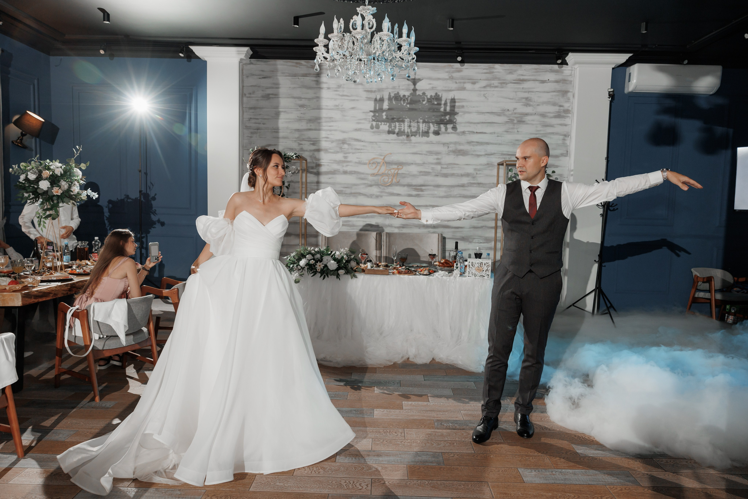 Полина и Дмитрий, загородный клуб «Барин», ЗАГС в г. Пушкино. Свадебный и репортажный фотограф (Москва, Королев и другие)