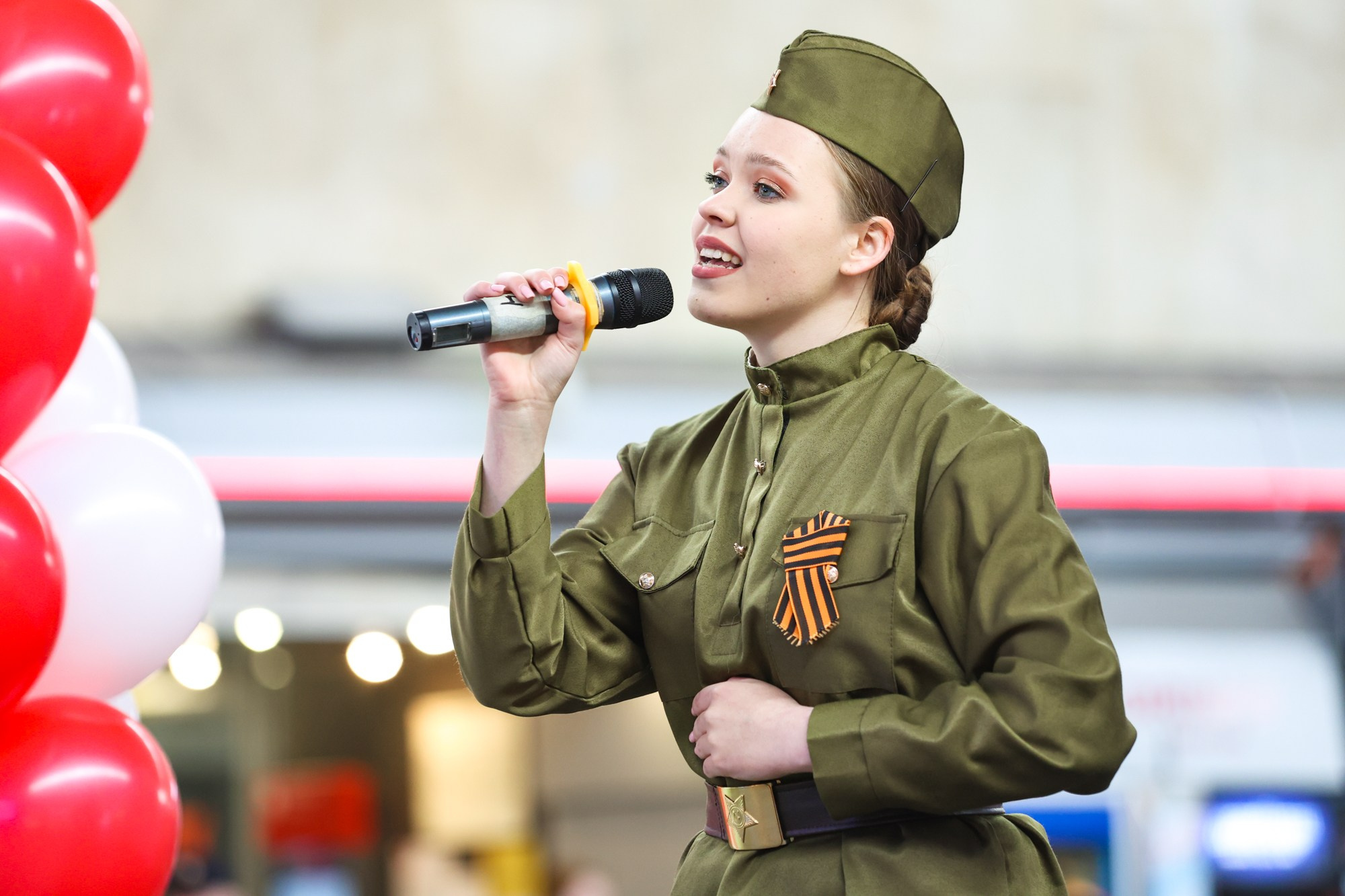 Концерт к 9 мая на Московском вокзале. Фотограф Дарья Попова