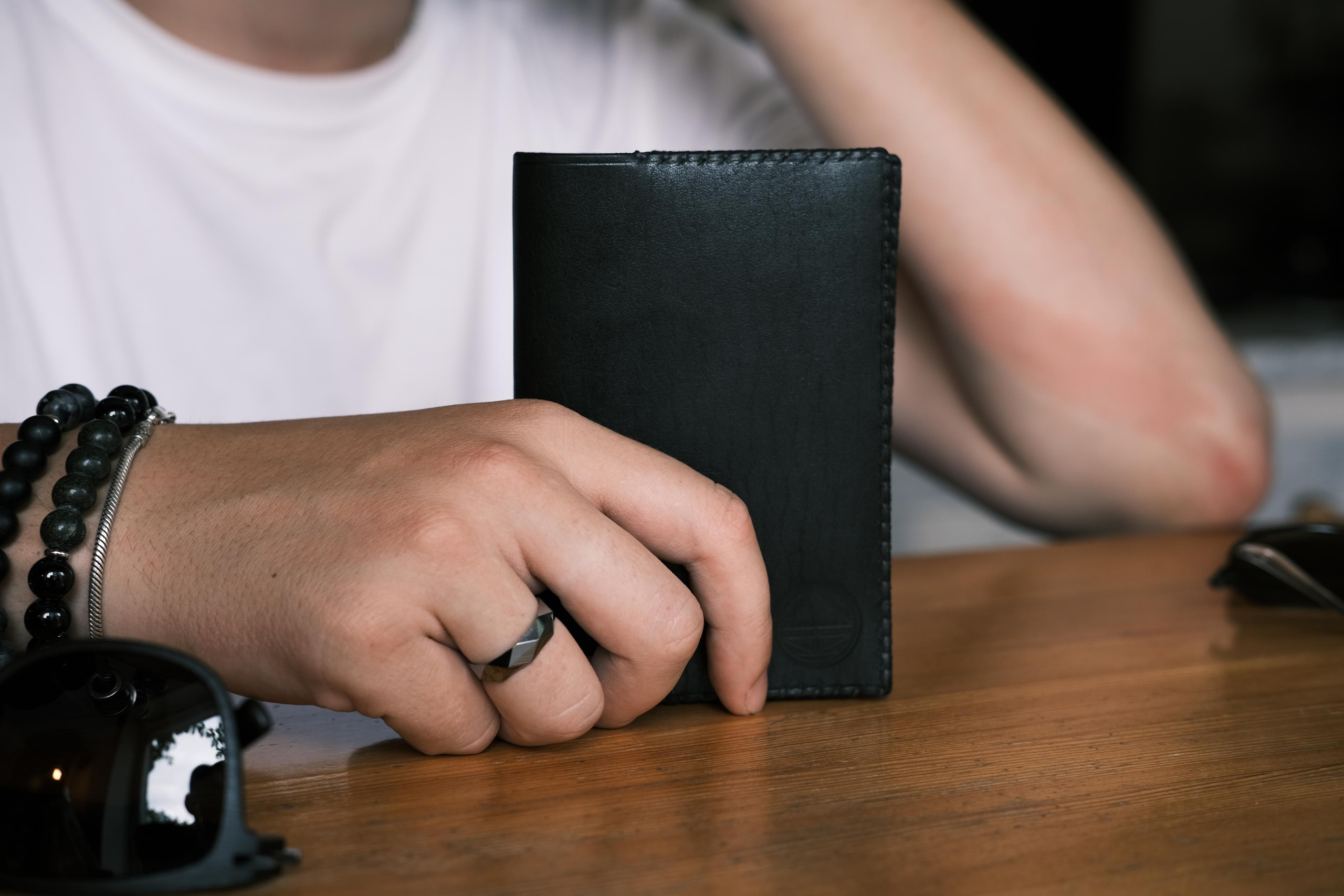 Обложка для паспорта. KIMESTHETICA