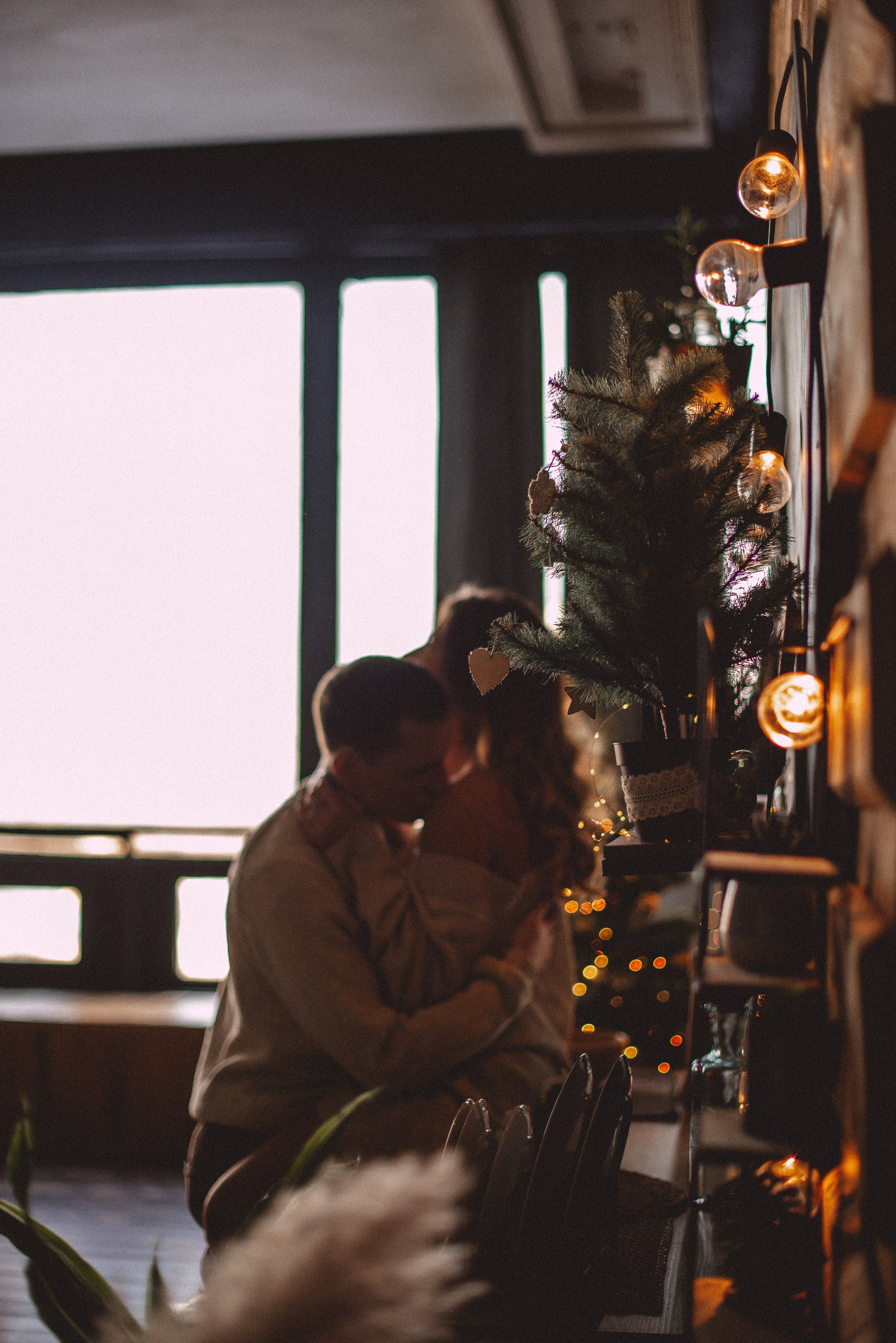 Новогодняя фотосессия Лавстори в студии. Семейная фотосессия Бутово Москва фотограф Алина Морщагина