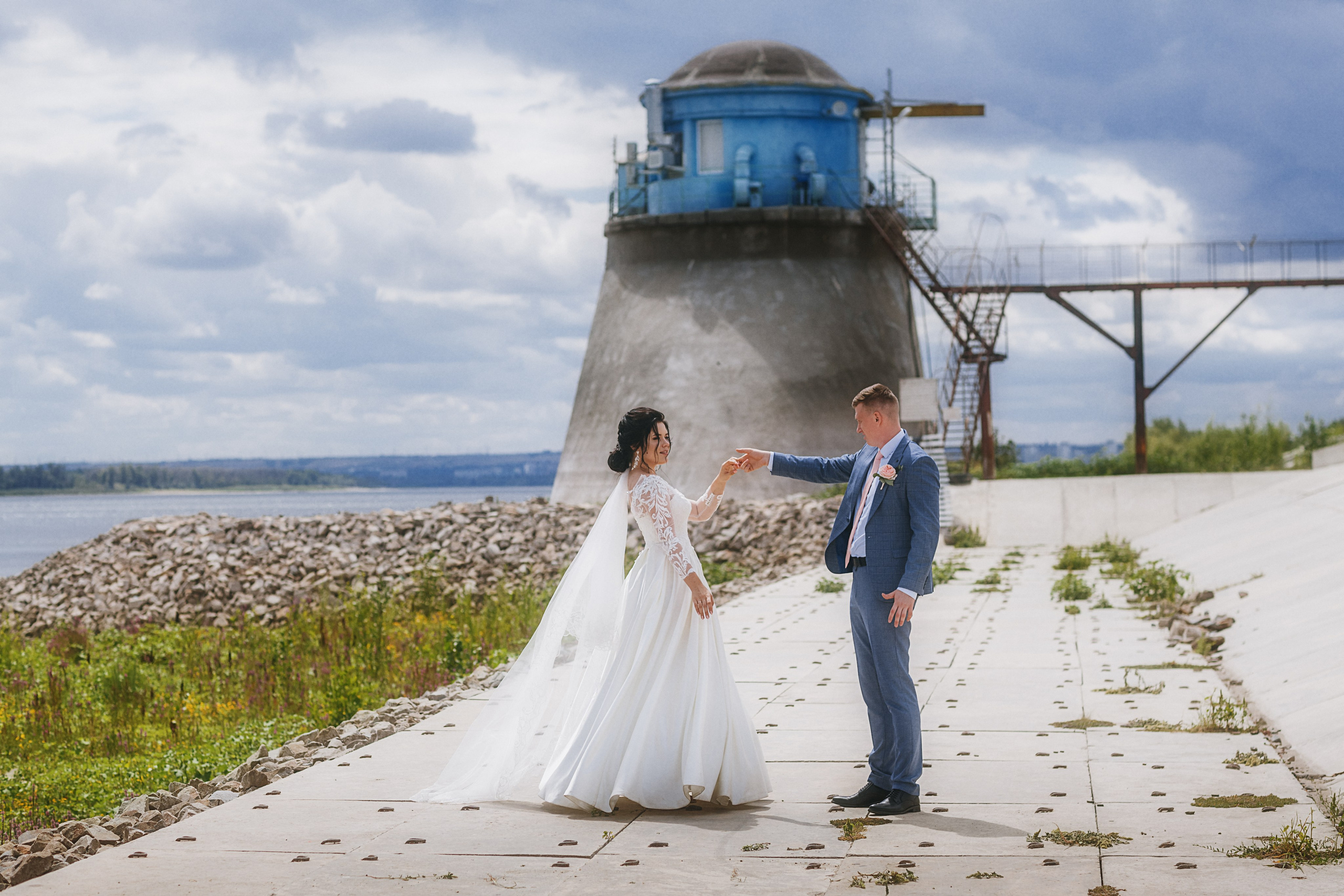Свадебная фотосессия. Фотографы в городе Волгограде — Людмила Агеева и Алексей Околелов