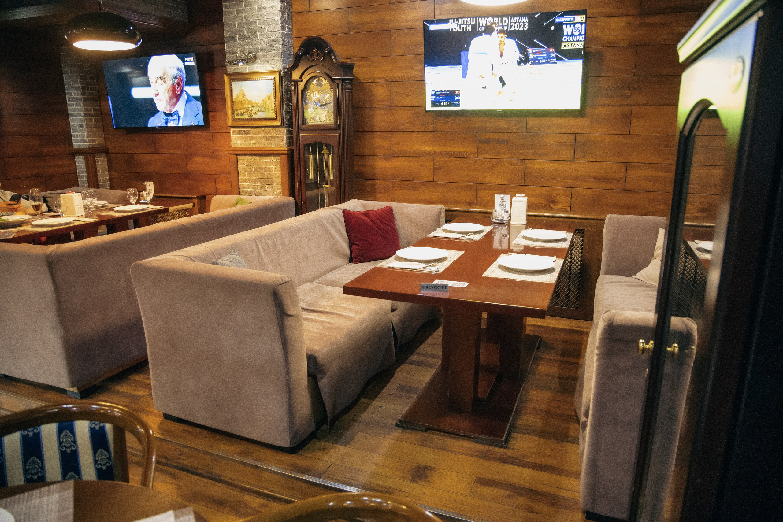 Пример два. Семейный и Свадебный фотограф в Астане Александр Астапов