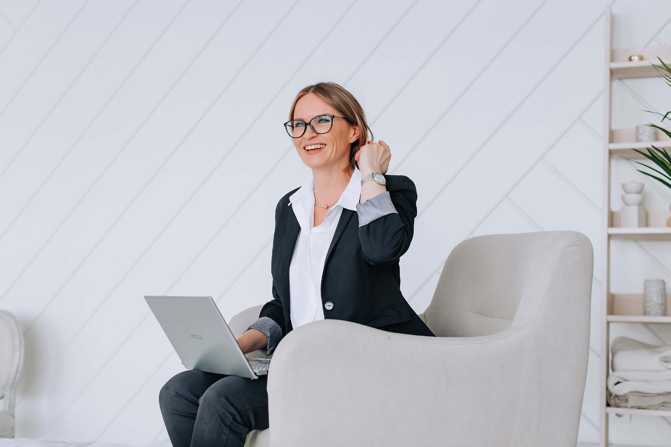 Ольга. Контент для врача. Мария Стеклова контент фотограф и семейный фотограф в Омске и Тюмени