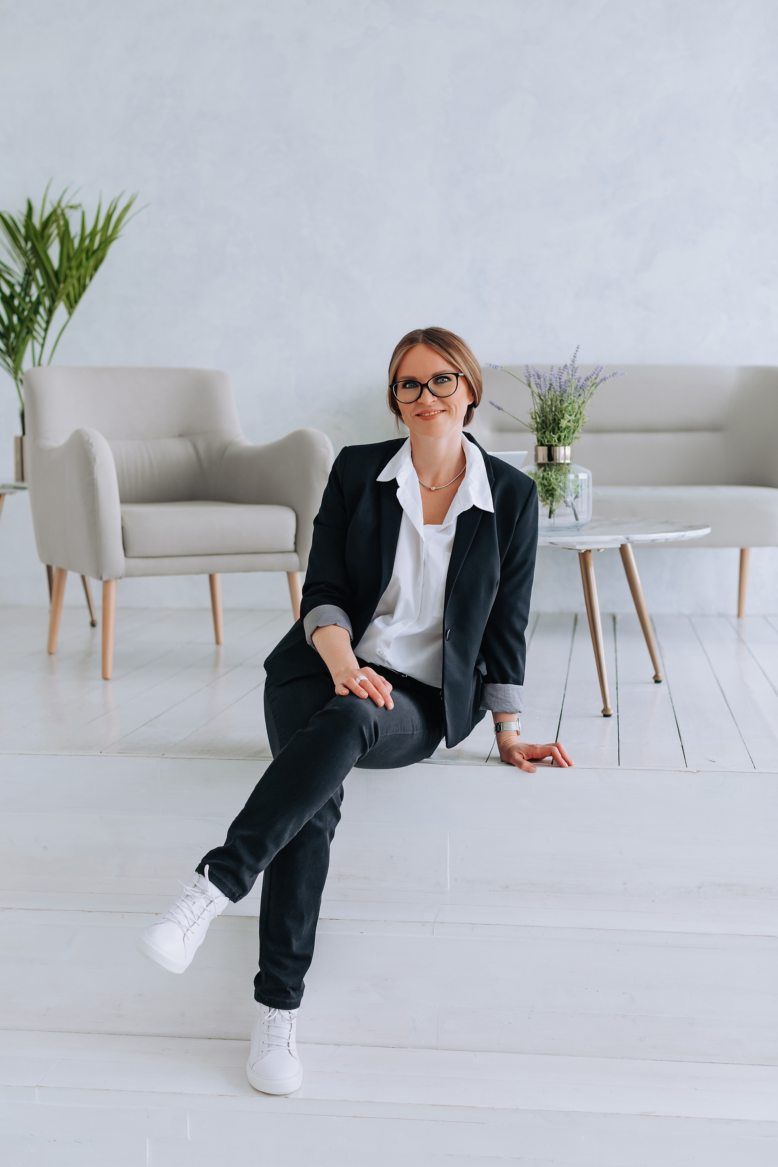 Ольга. Контент для врача. Мария Стеклова контент фотограф и семейный фотограф в Омске и Тюмени