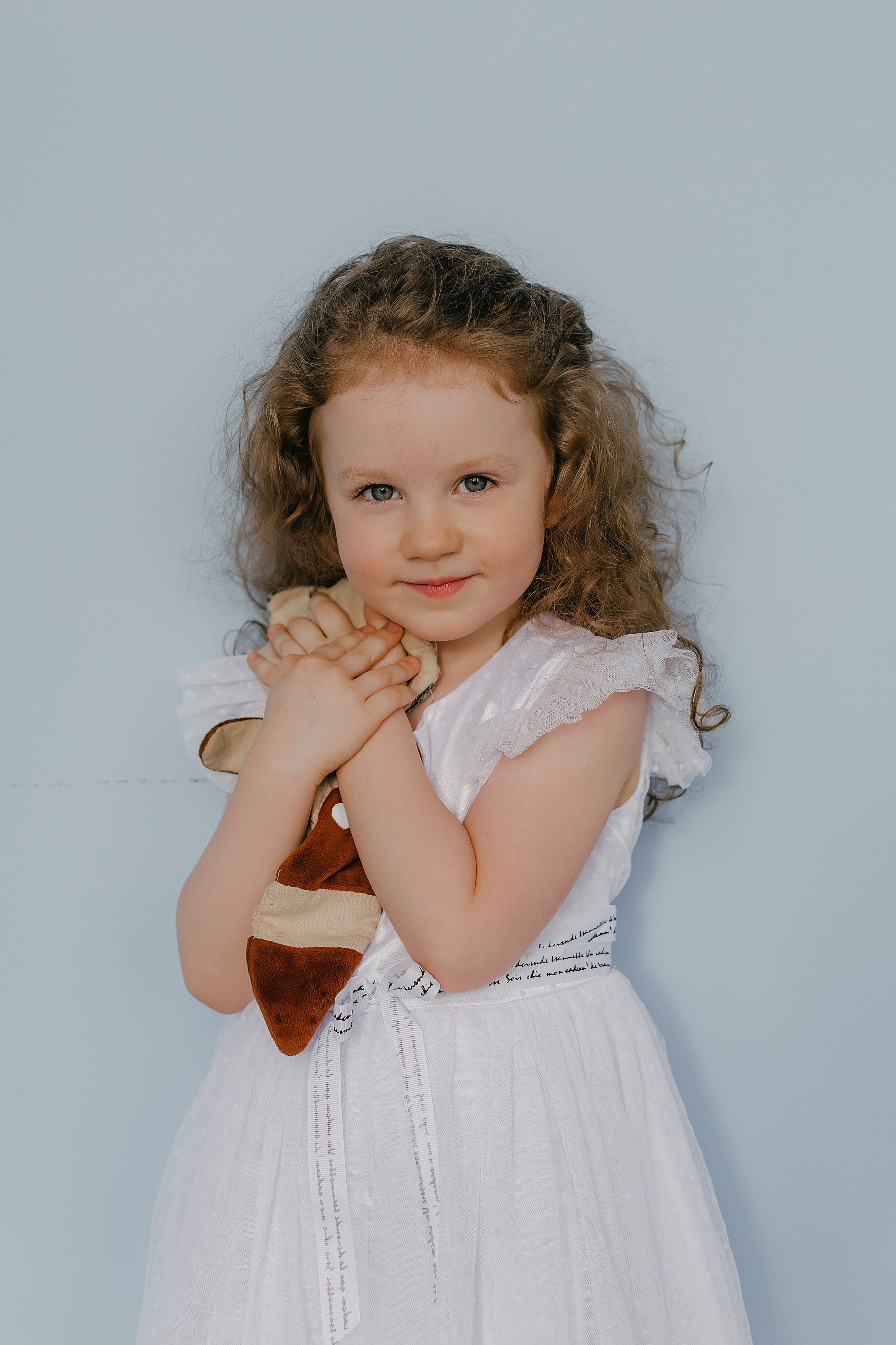 Маленькая Марьяна. Мария Стеклова контент фотограф и семейный фотограф в Омске и Тюмени