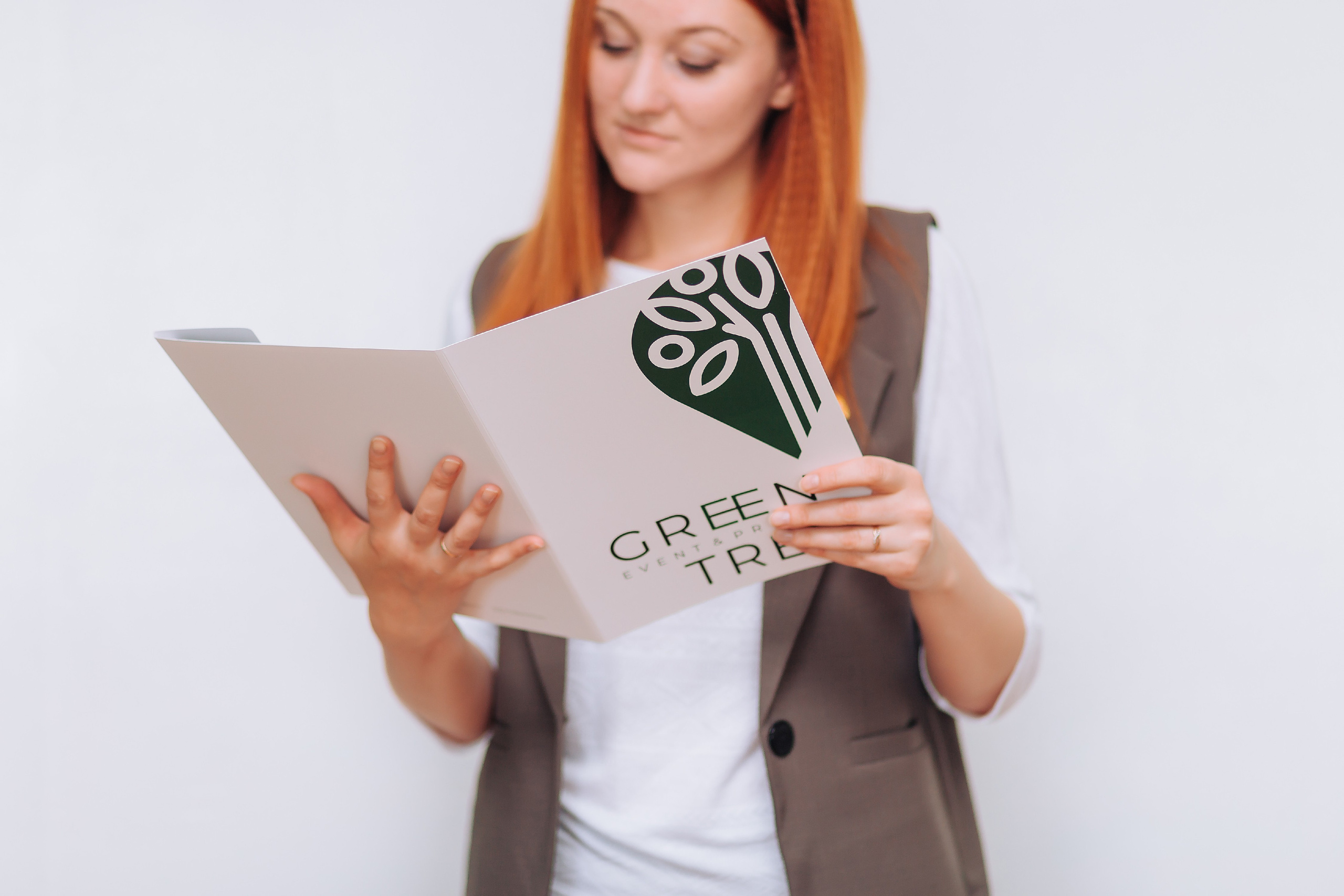 Green tree. Мария Стеклова контент фотограф и семейный фотограф в Омске и Тюмени