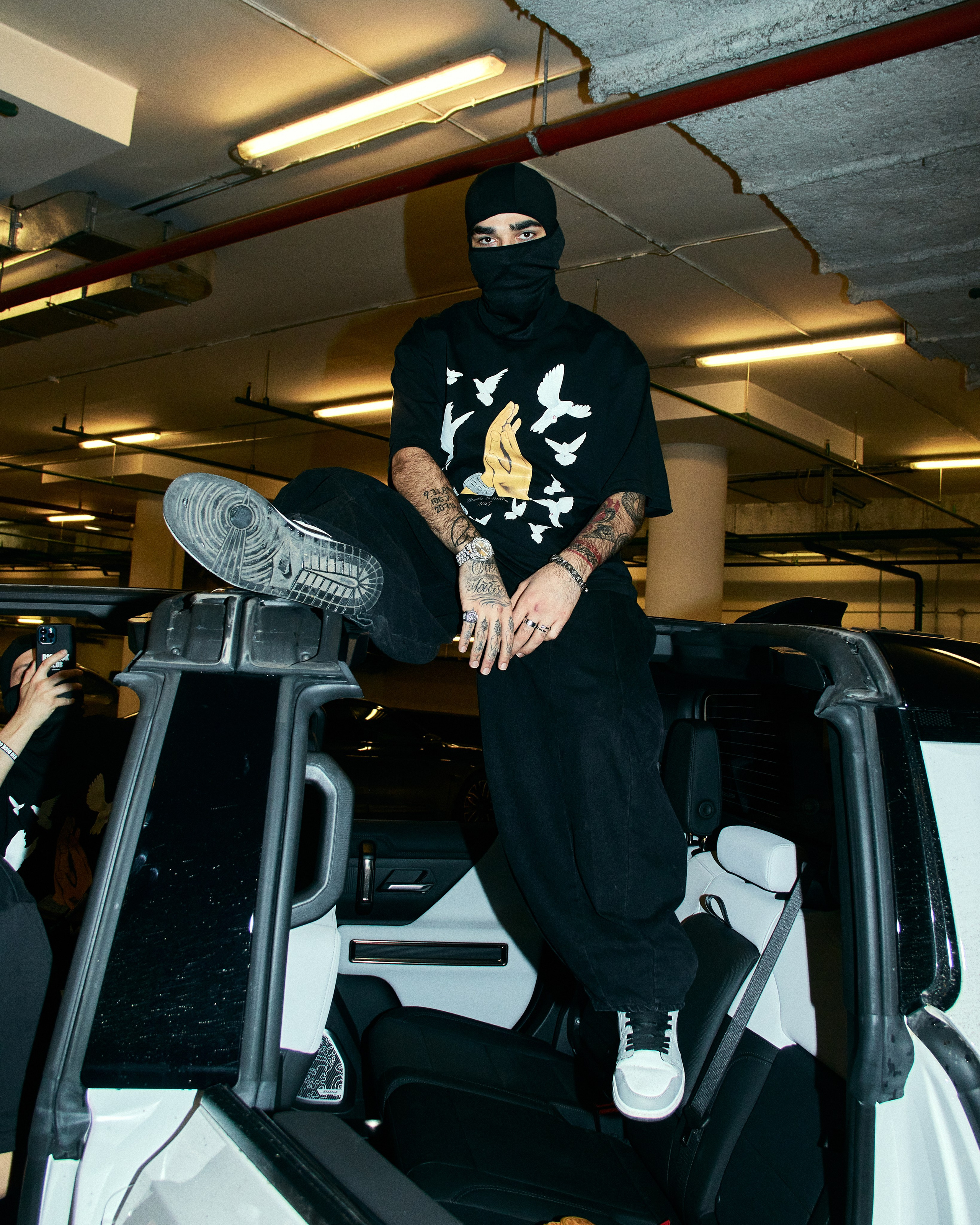 BANDES. Andrew Valmus