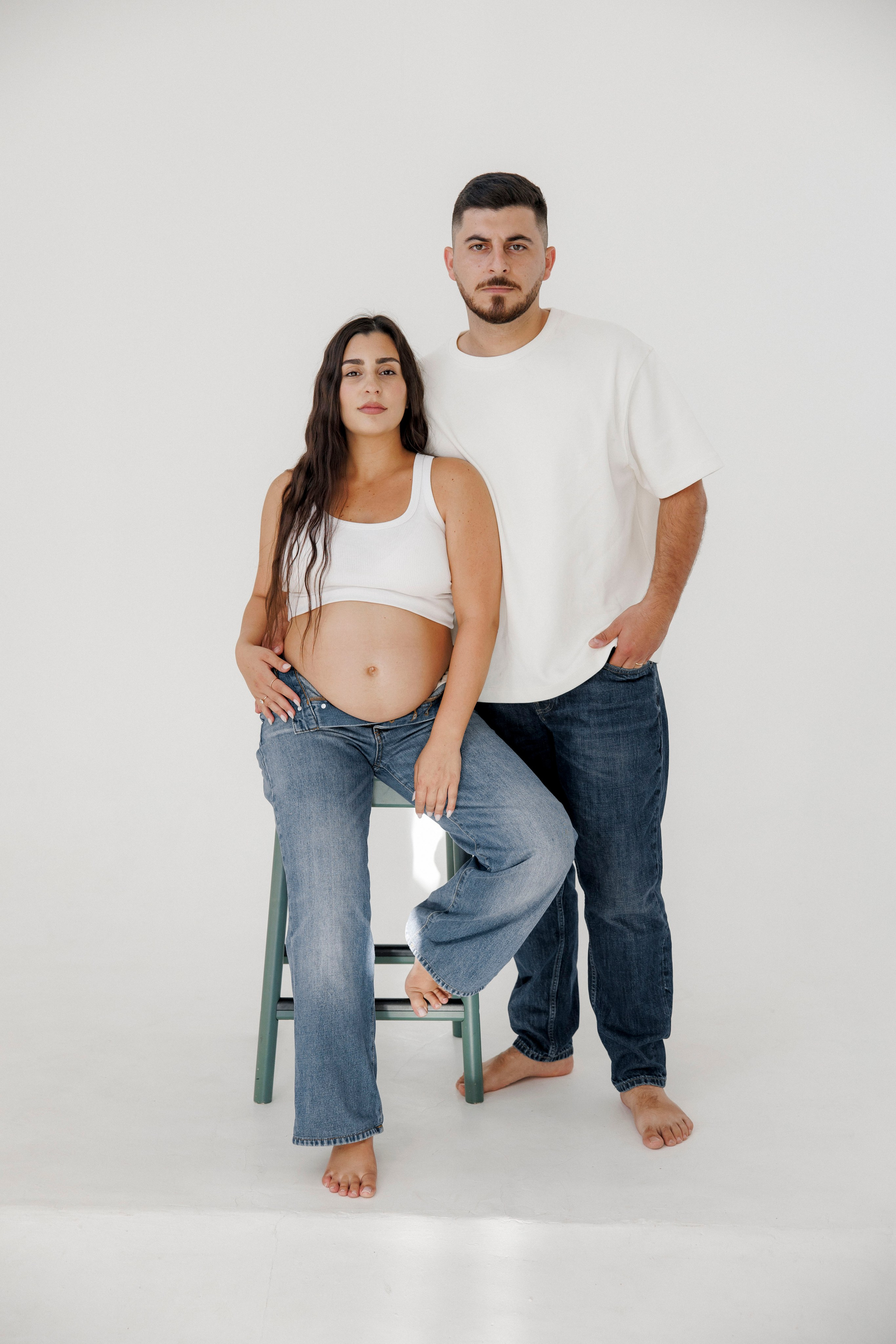 Pregnancy photoshoot inside the Grey Studio. Главная