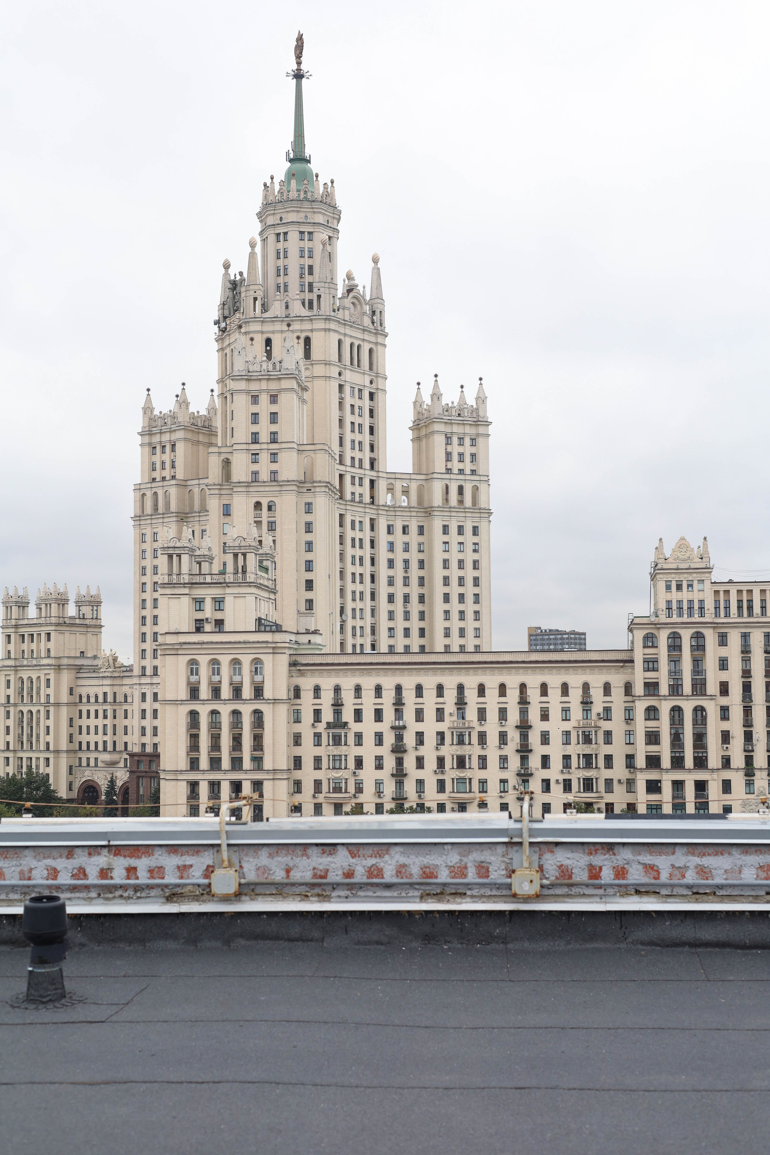 ПРОГУЛКИ ПО КРЫШЕ. Фотограф Химки Анна Татарских