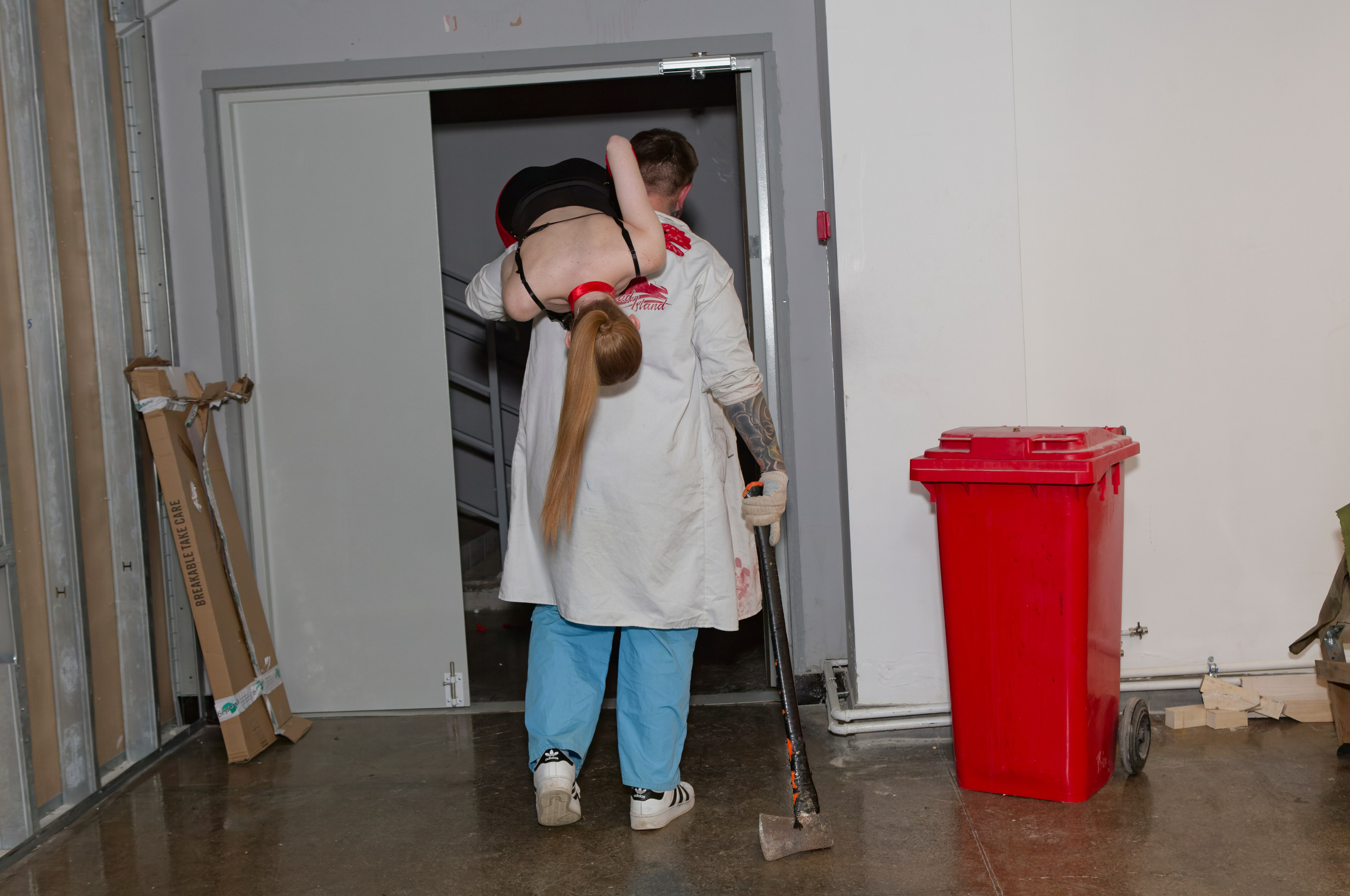 «Страшная вечеринка». Кутузов Евгений Фотограф в Южно-Сахалинске