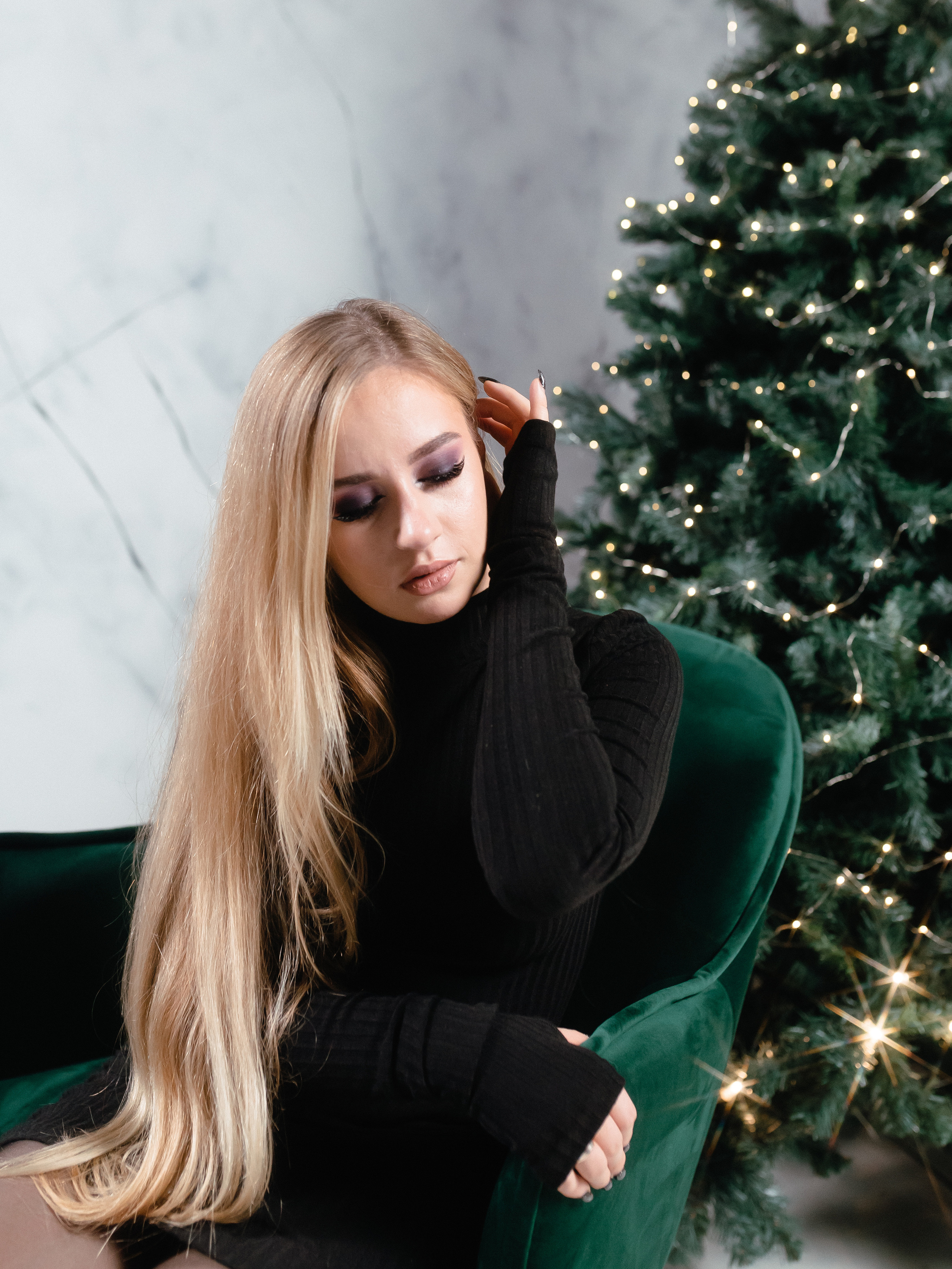 Женская фотосессия съёмка в студии студийный портрет минимализм 