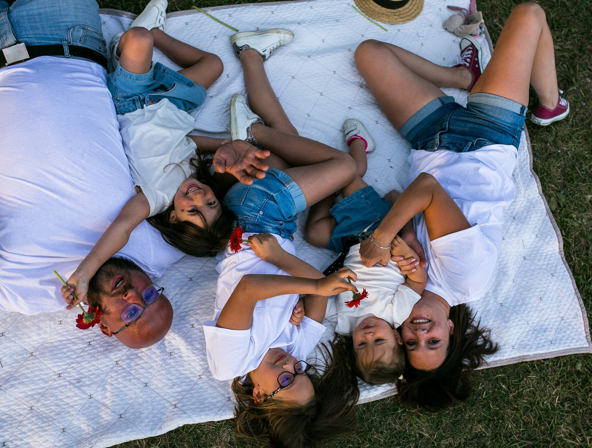 Стив, Шарли, Каро, Тэа, Нора