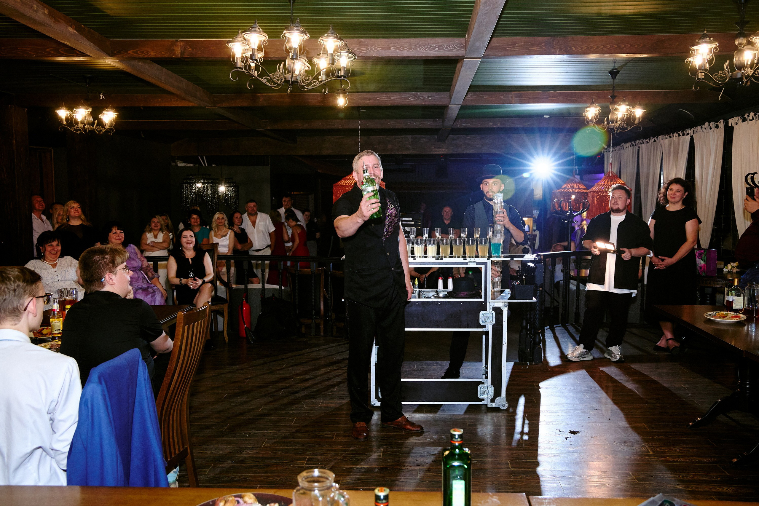 Выпускной 35 Сош. Фотограф Выпускные альбомы Таганрог Сергей Коробченко