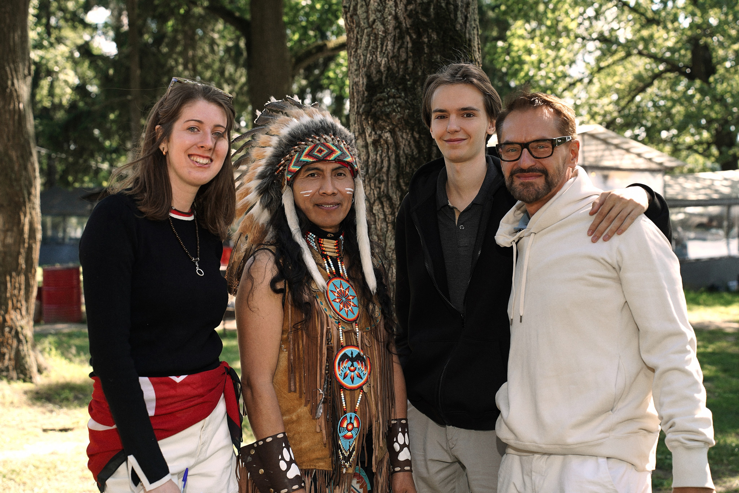 FRIENDS COMMUNITY. Фотограф