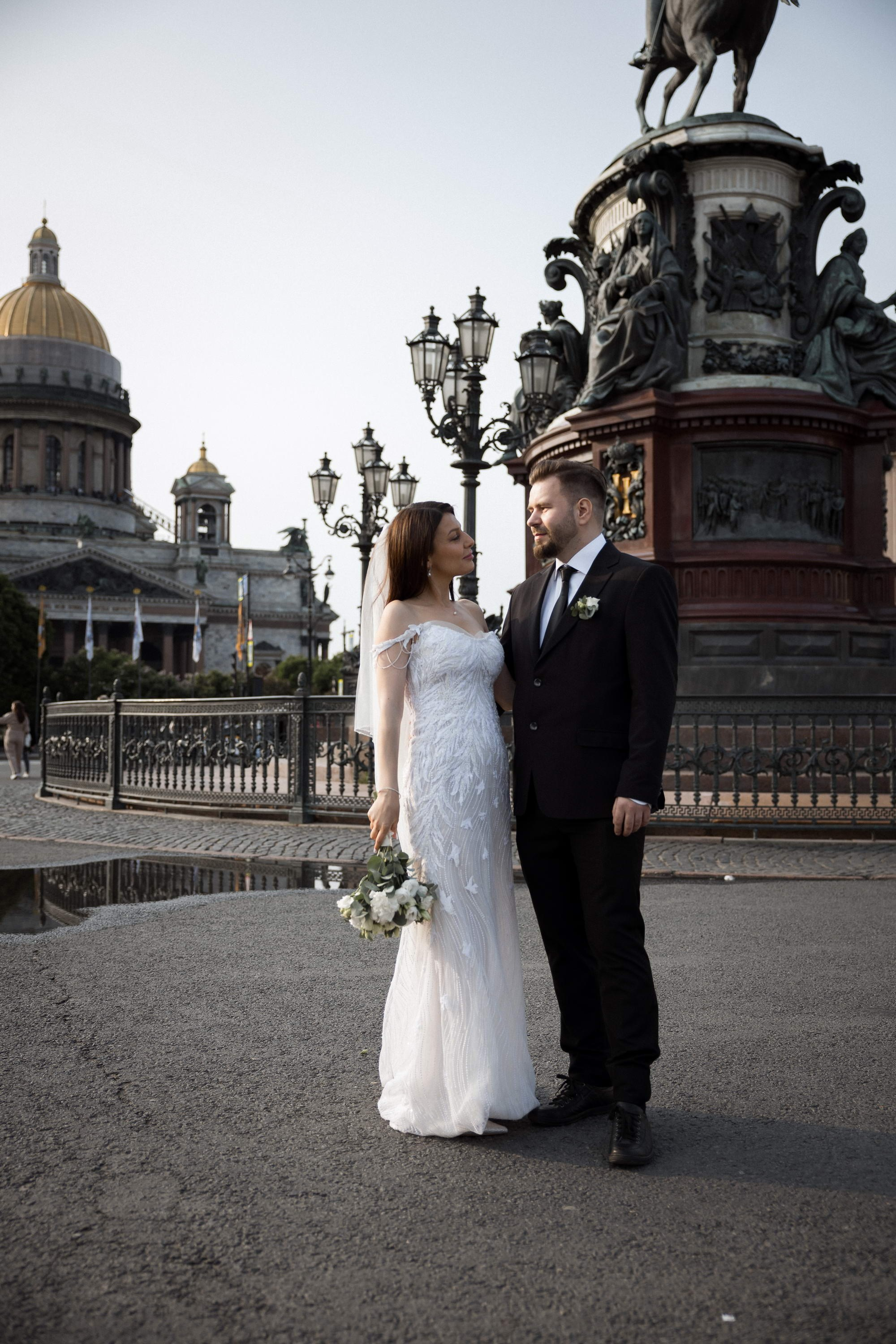 Свадьба в Питере. Свадебный фотограф Игорь Брундасов 8PHOTO на свадьбу венчание загс СПб