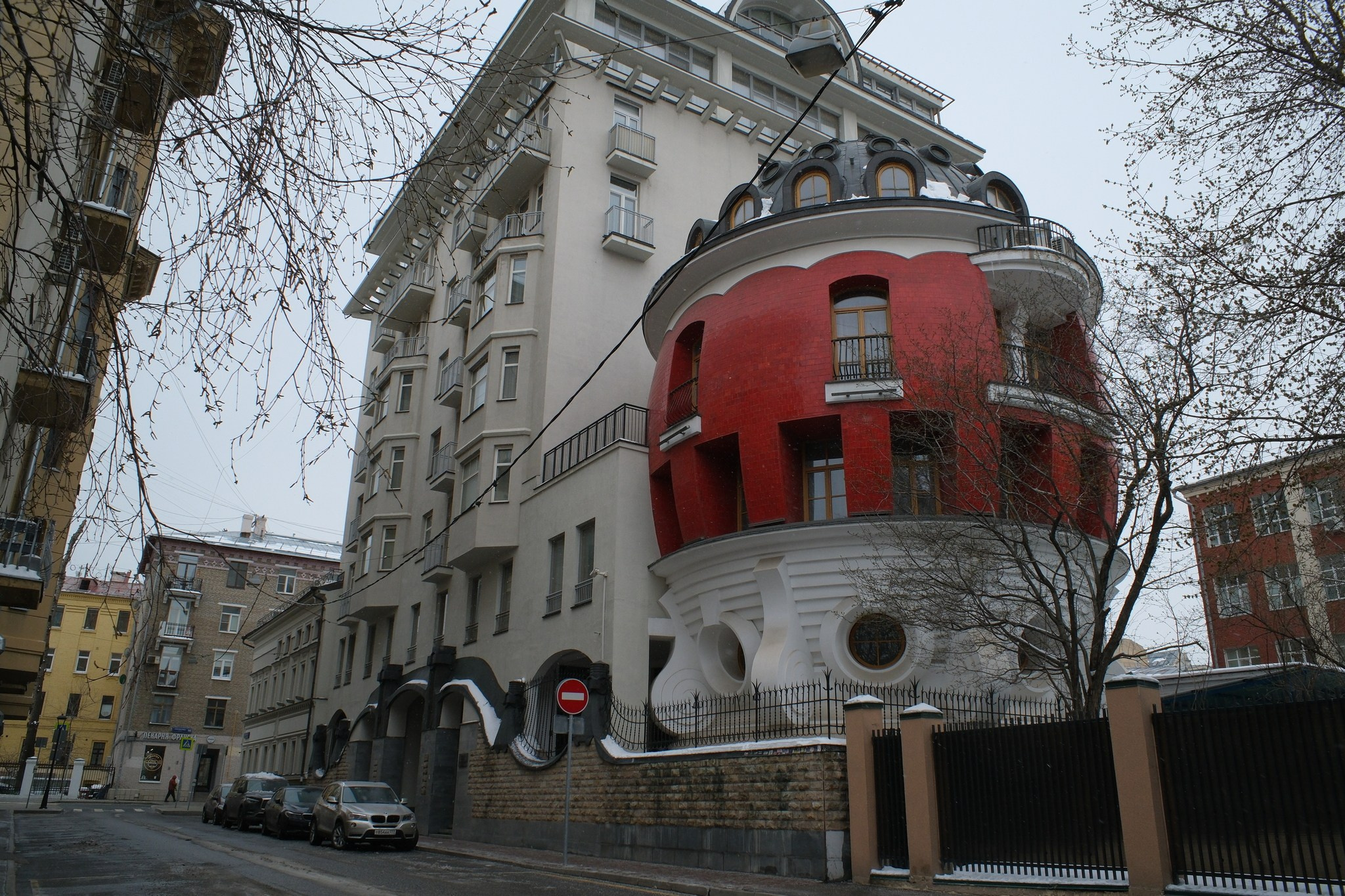 Улица, люди, жизнь…