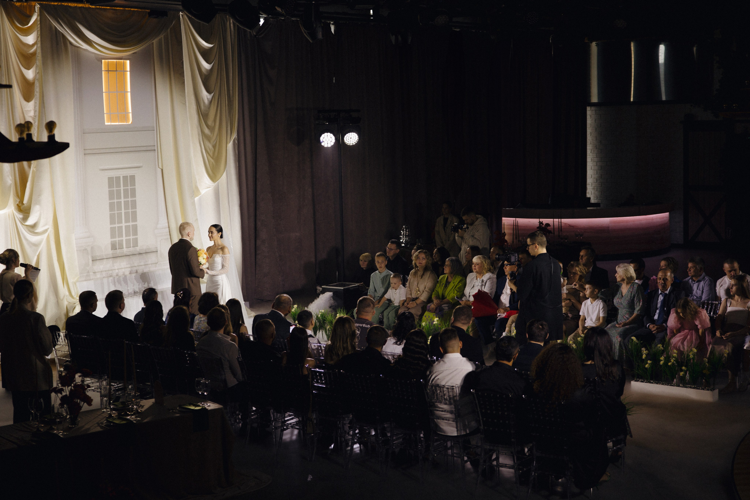 Даниил и Регина. Свадебный фотограф Марусина Катерина