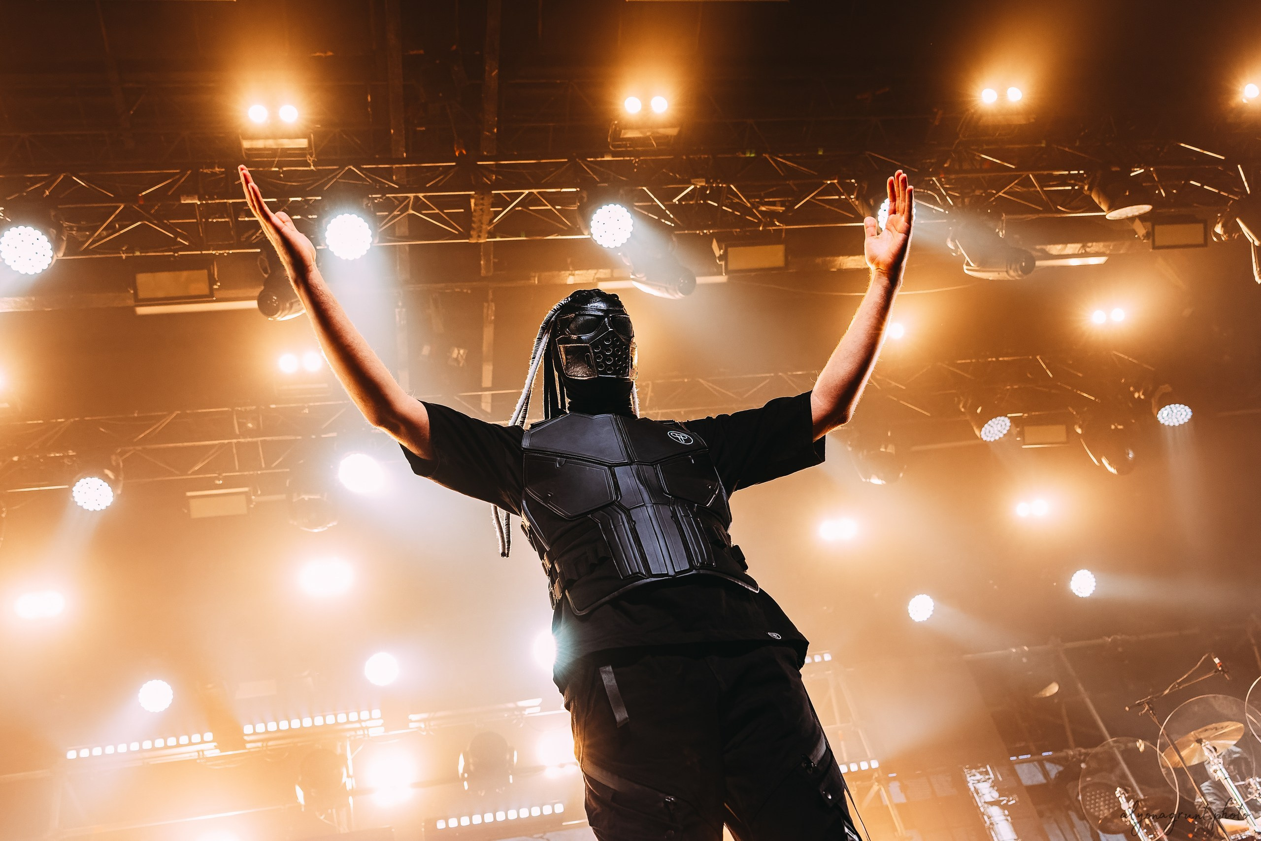 Пневмослон, фоторепортаж СПб, A2,17.10.2025. Алена Адрианова: фотограф в Санкт-Петербурге