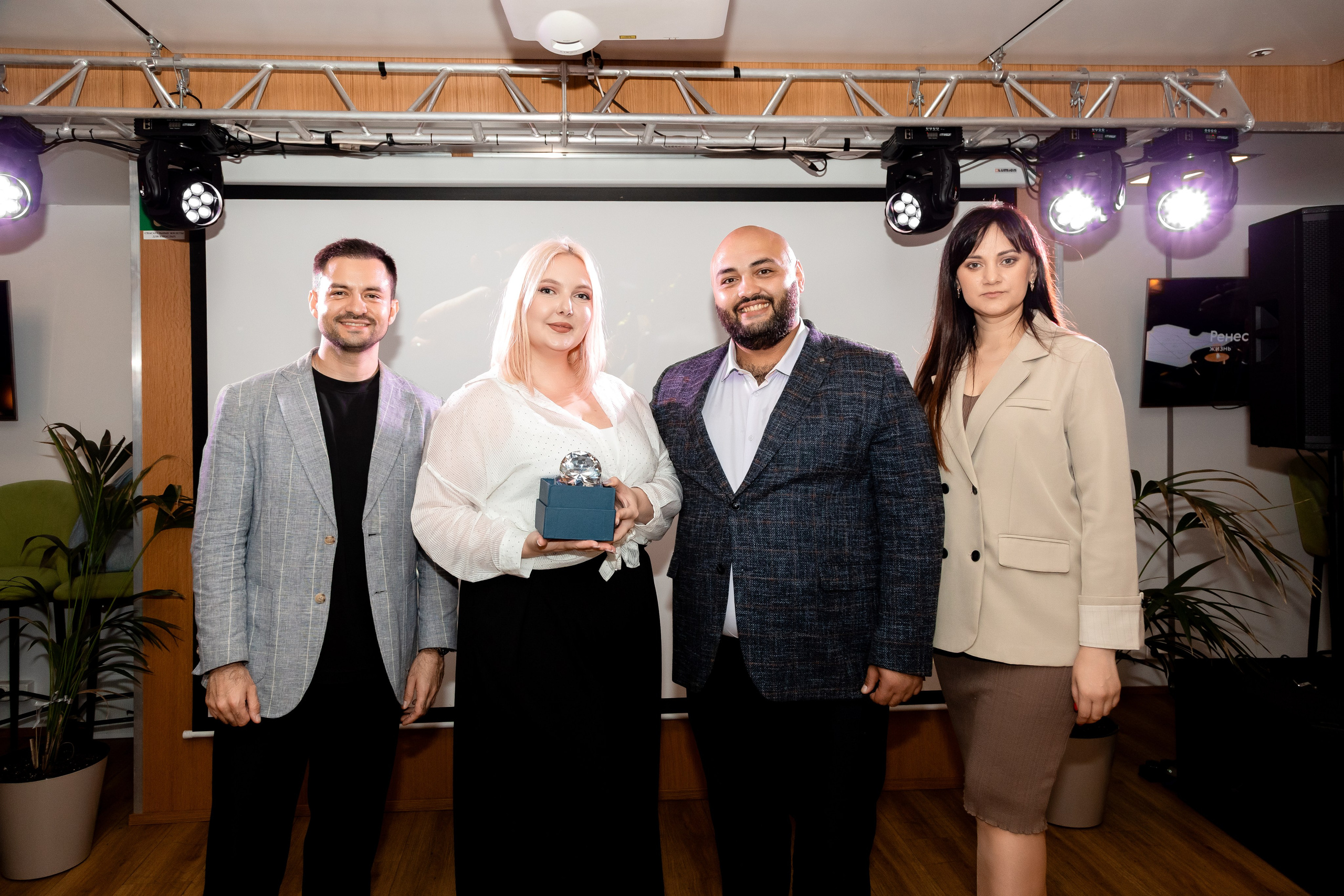 На воде. Главная