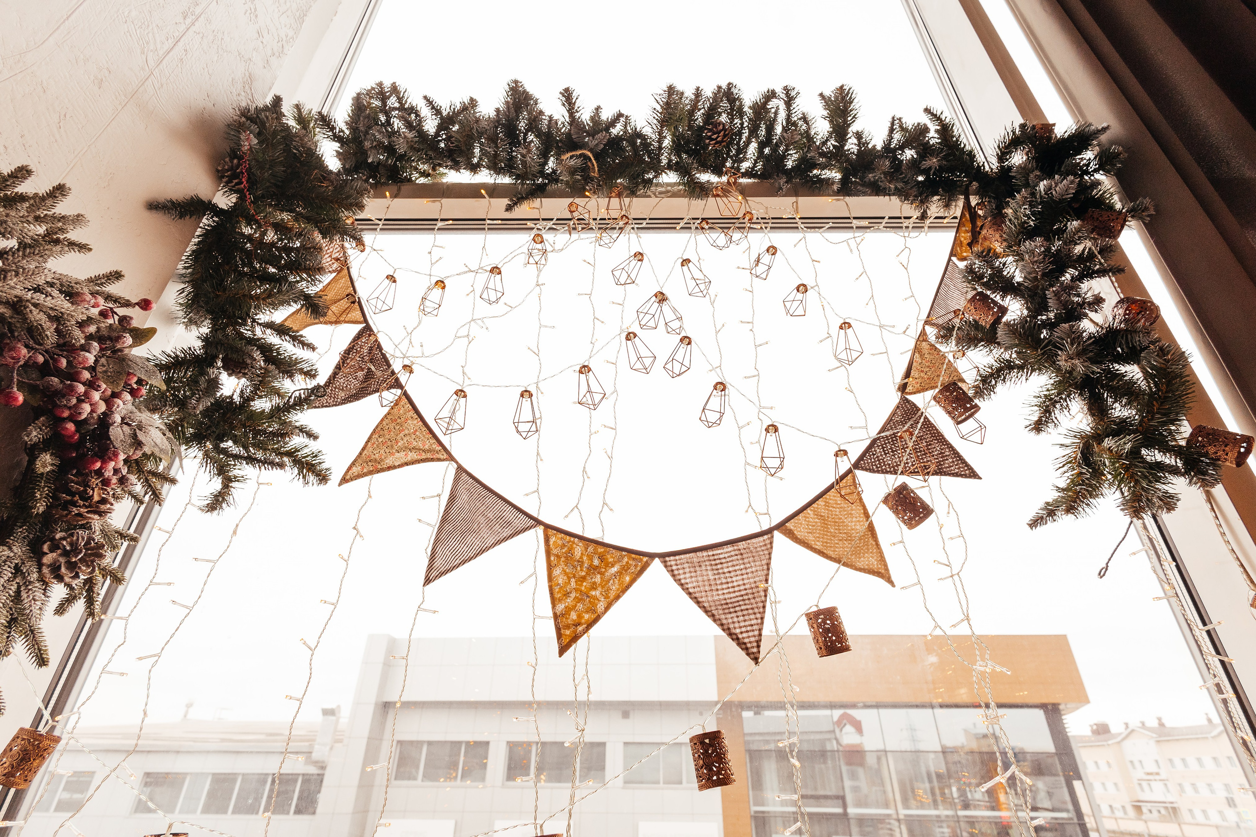 Фотосессии в студии Питер, зал Невский в Сургуте с профессиональным фотографом Анной Старцевой – ваш ключ к красивым и эмоциональным снимкам