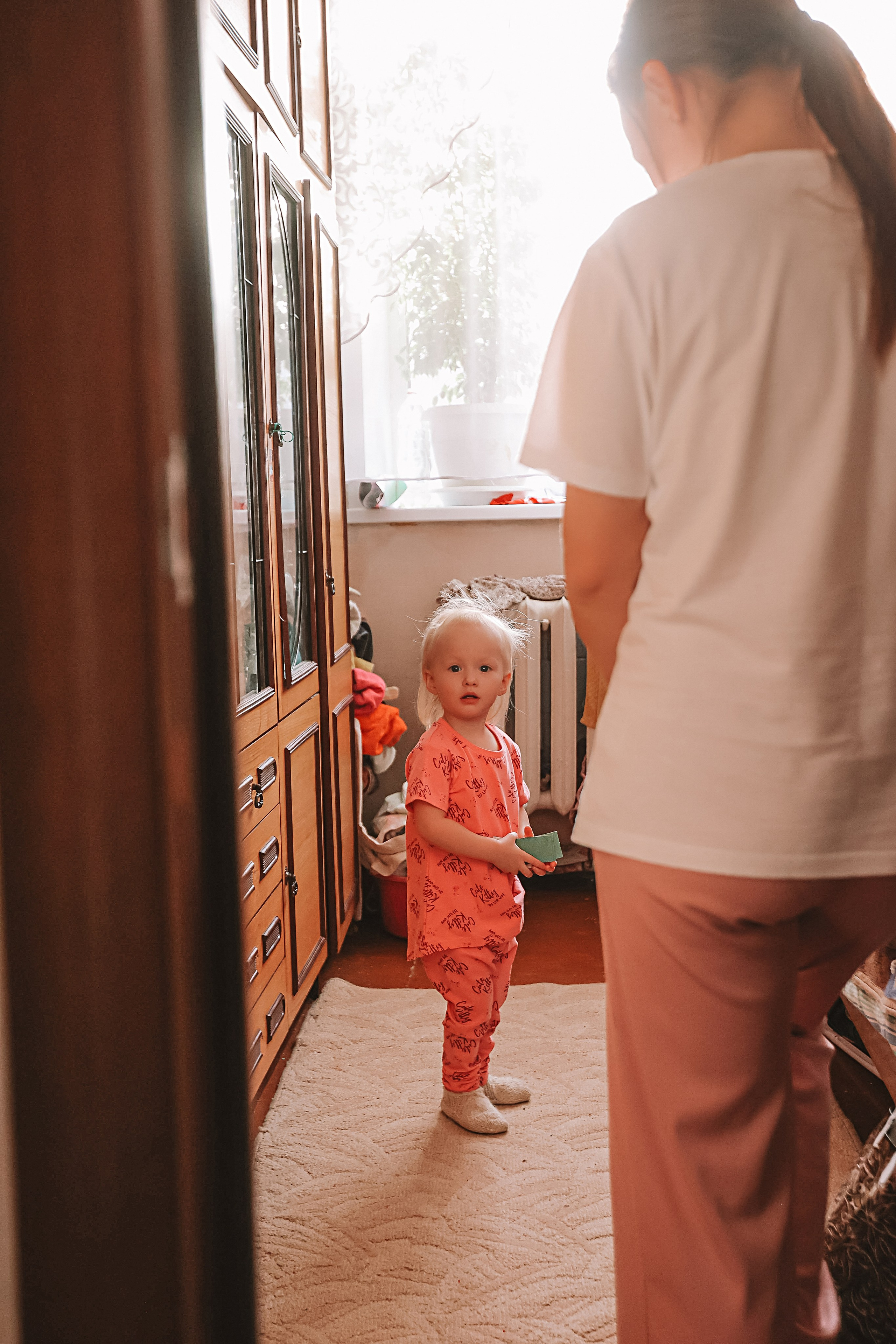 Большая семья репортаж. Семейный фотограф Тюмень, фотограф на роды Салмина Мария