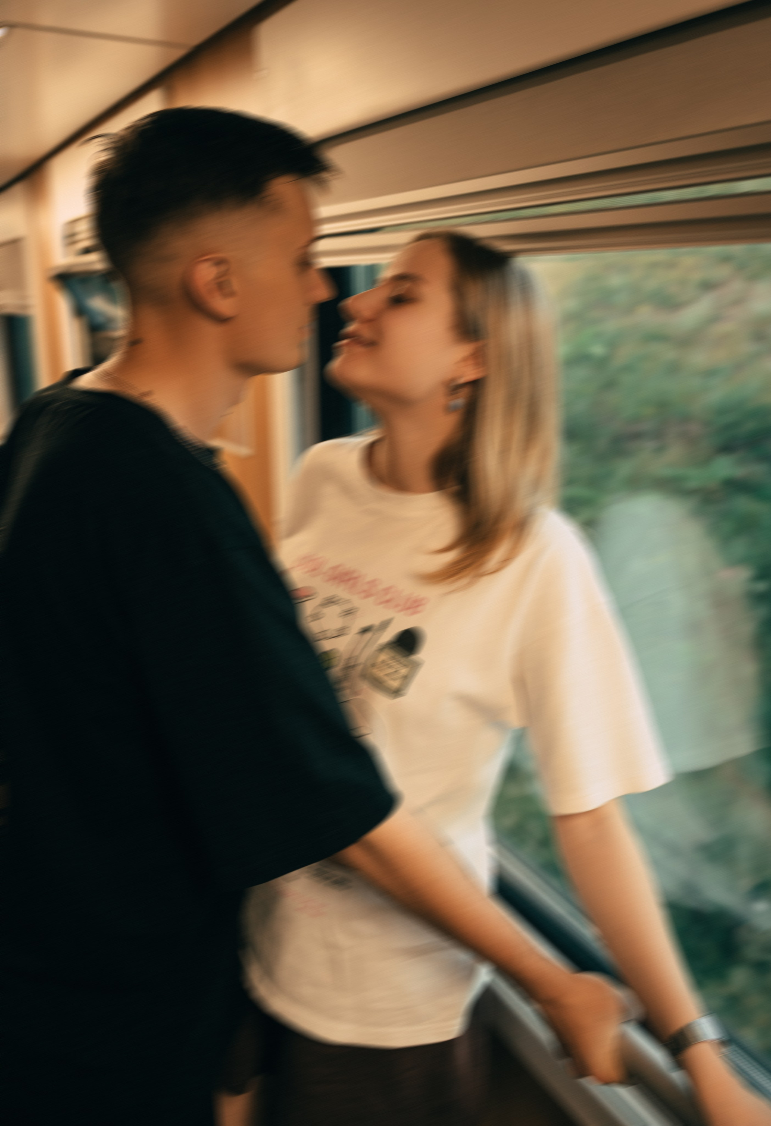 Парная фотосессия в поезде. Фотограф в Санкт-Петербурге Федосова Елизавета