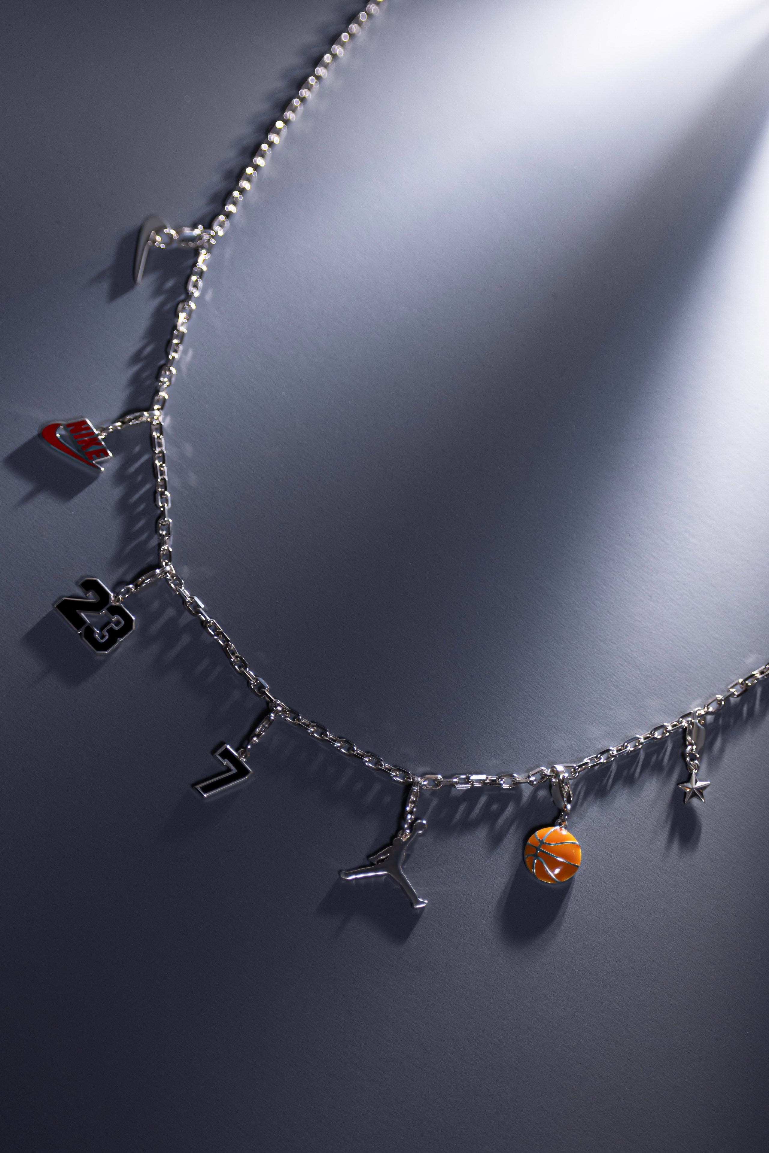 Mozi J х Media Basket. Photographer. Producer. Retoucher