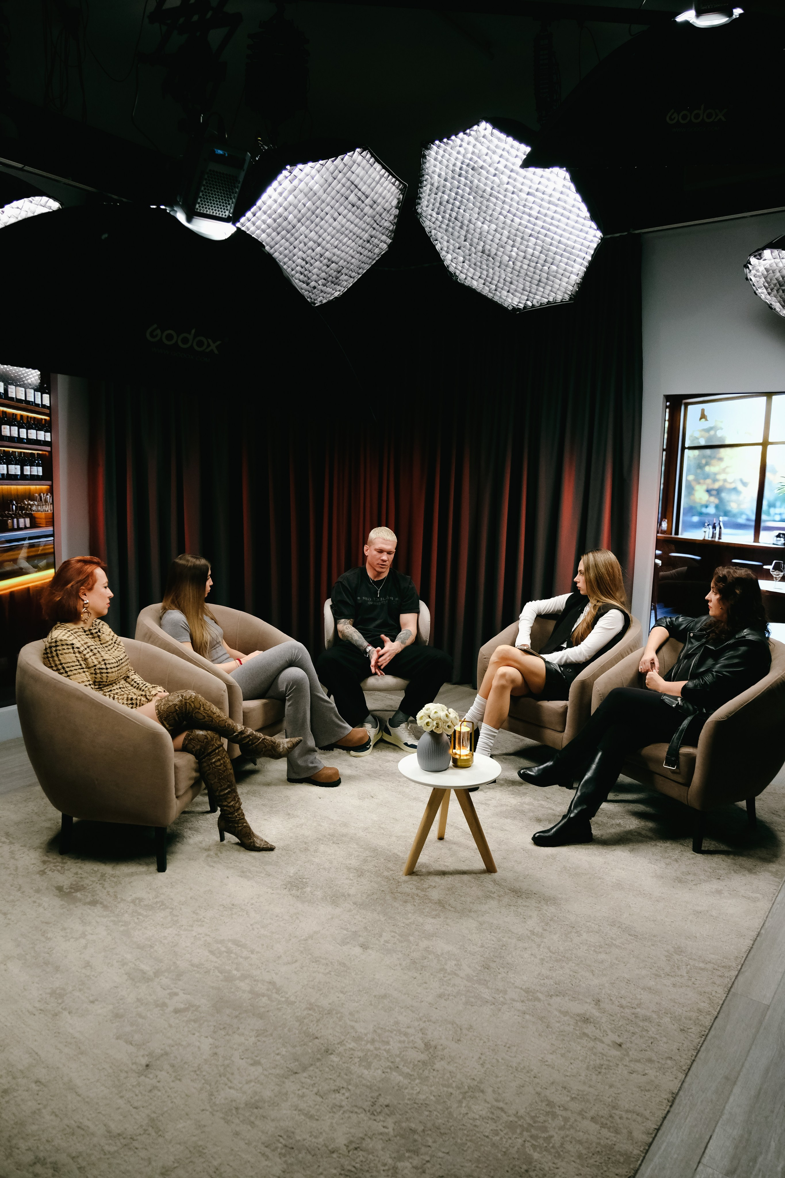 Подкасты, блогеры. Фотограф сюжетных съемок и портретов в Санкт-Петербурге и Москве Стася Ефремова