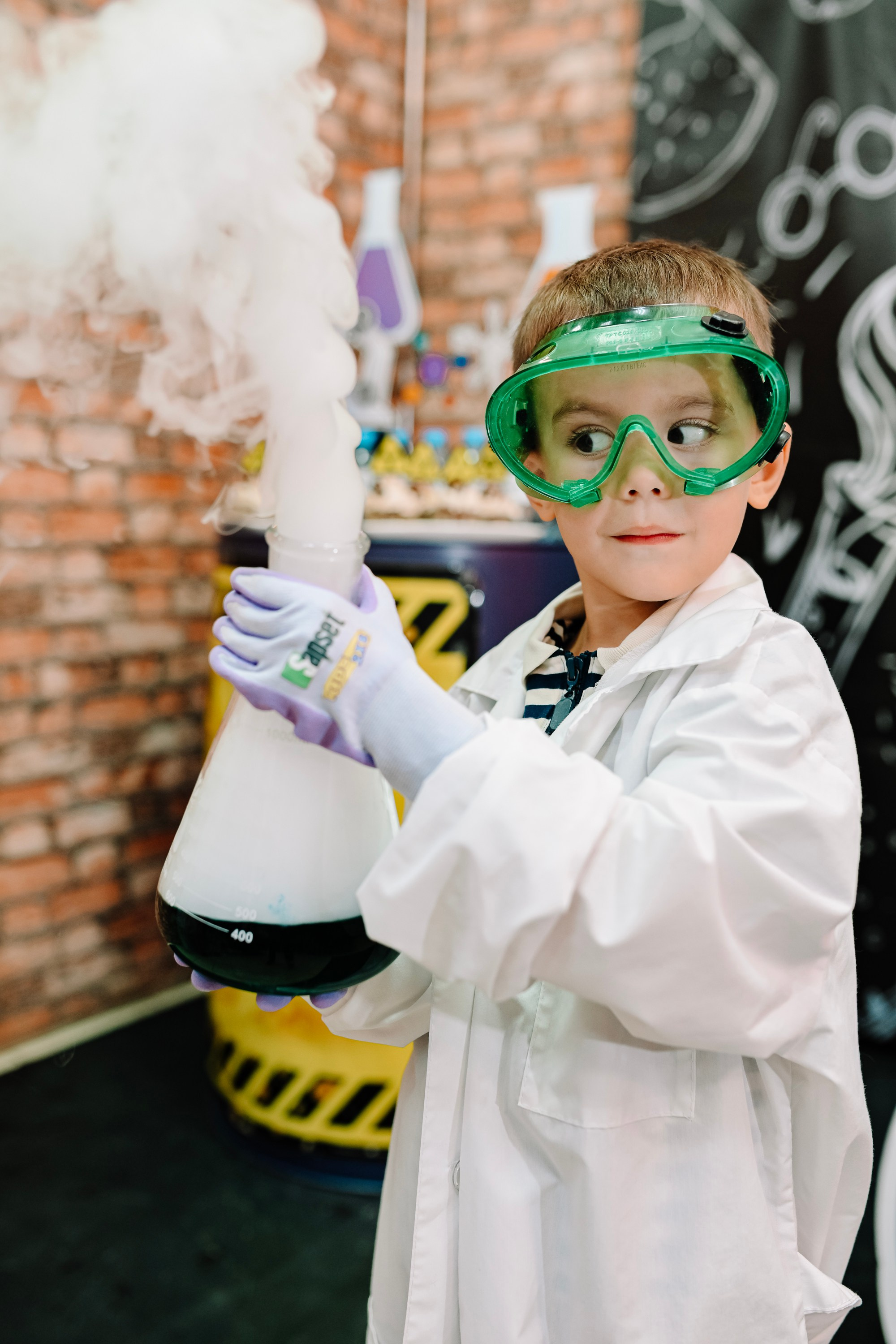 Детский развлекательный центр. Свадебный фотограф в Казани, и Зеленодольске Радик Мухаметов