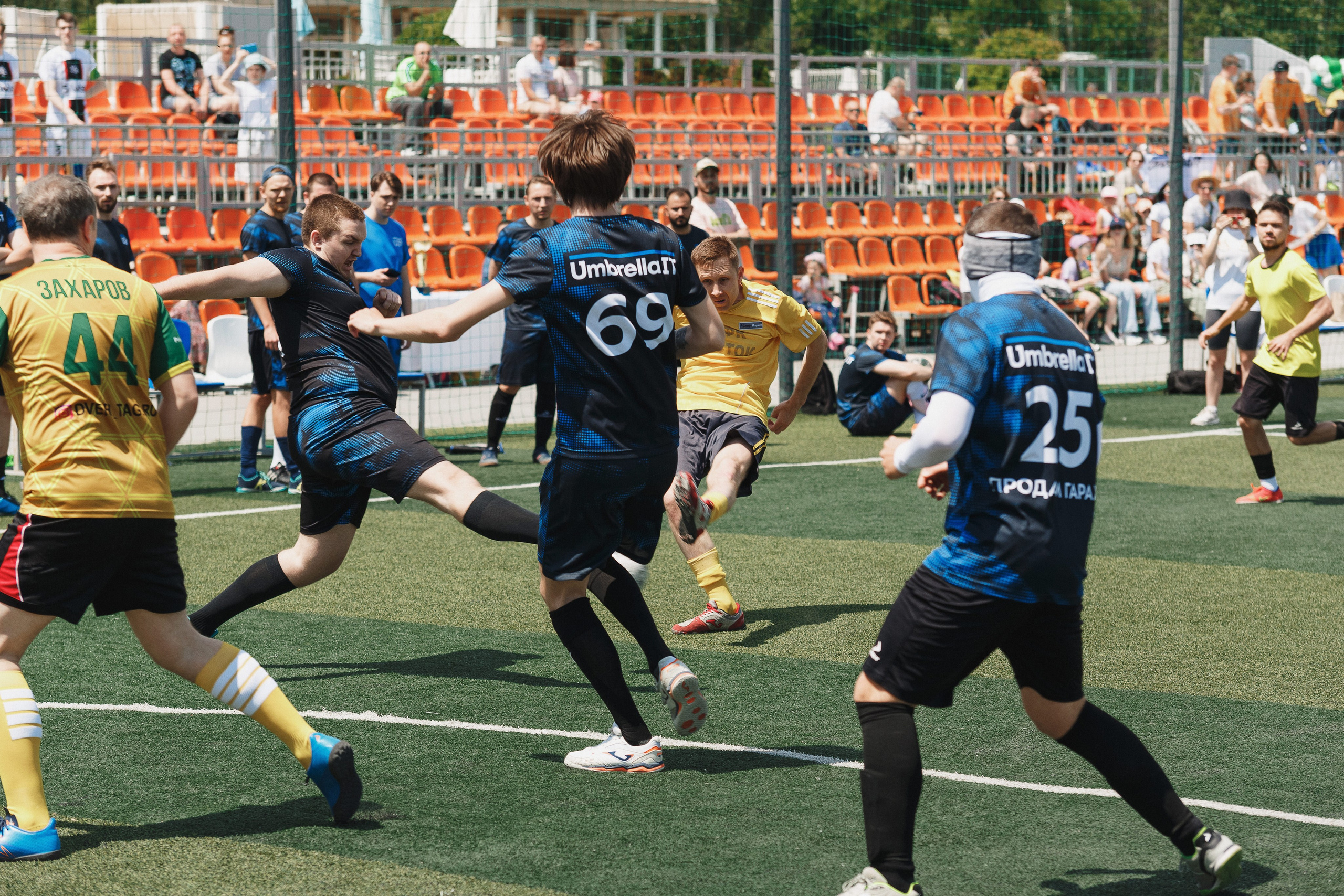 Под знаменем Амбрелла: Футбольный турнир в Приазовье Таганрога. Свадебный и семейный фотограф в Таганроге Бакарюк Антон