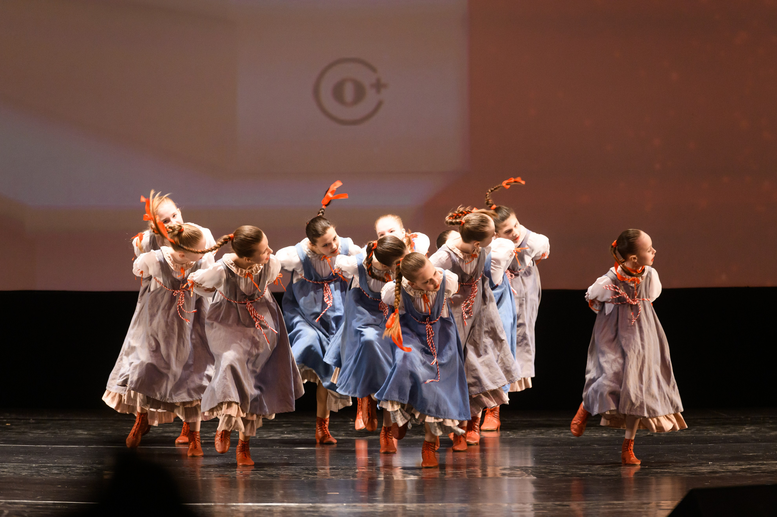 23 апреля, часть 1, БКЗ Октябрьский, г. Санкт-Петербург. Золотое яблочко