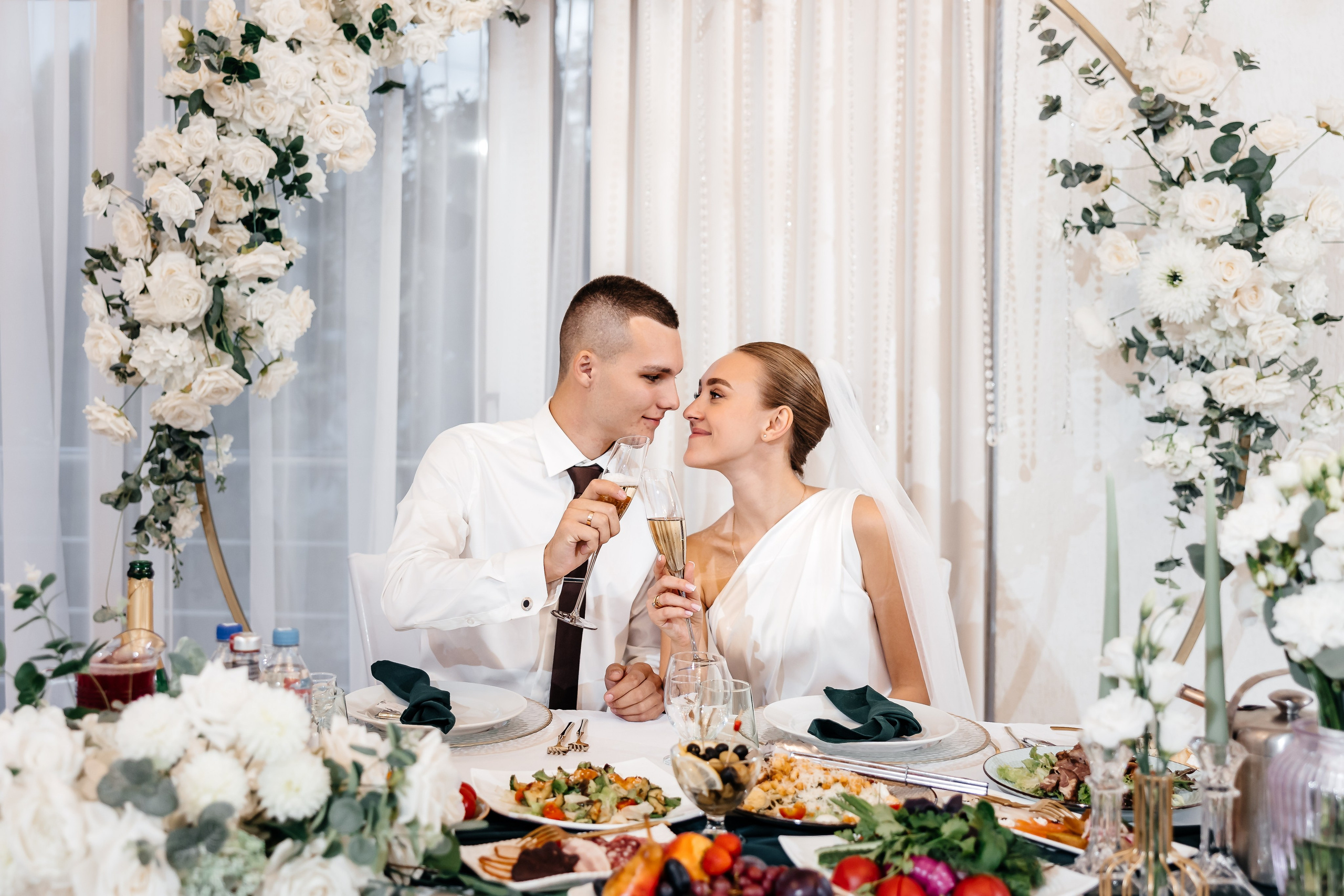 Анонс свадьбы для Яны и Юрия. Гаспра, Вилла Танго. Свадебный фотограф в Крыму и Севастополе Ольга Баскакова