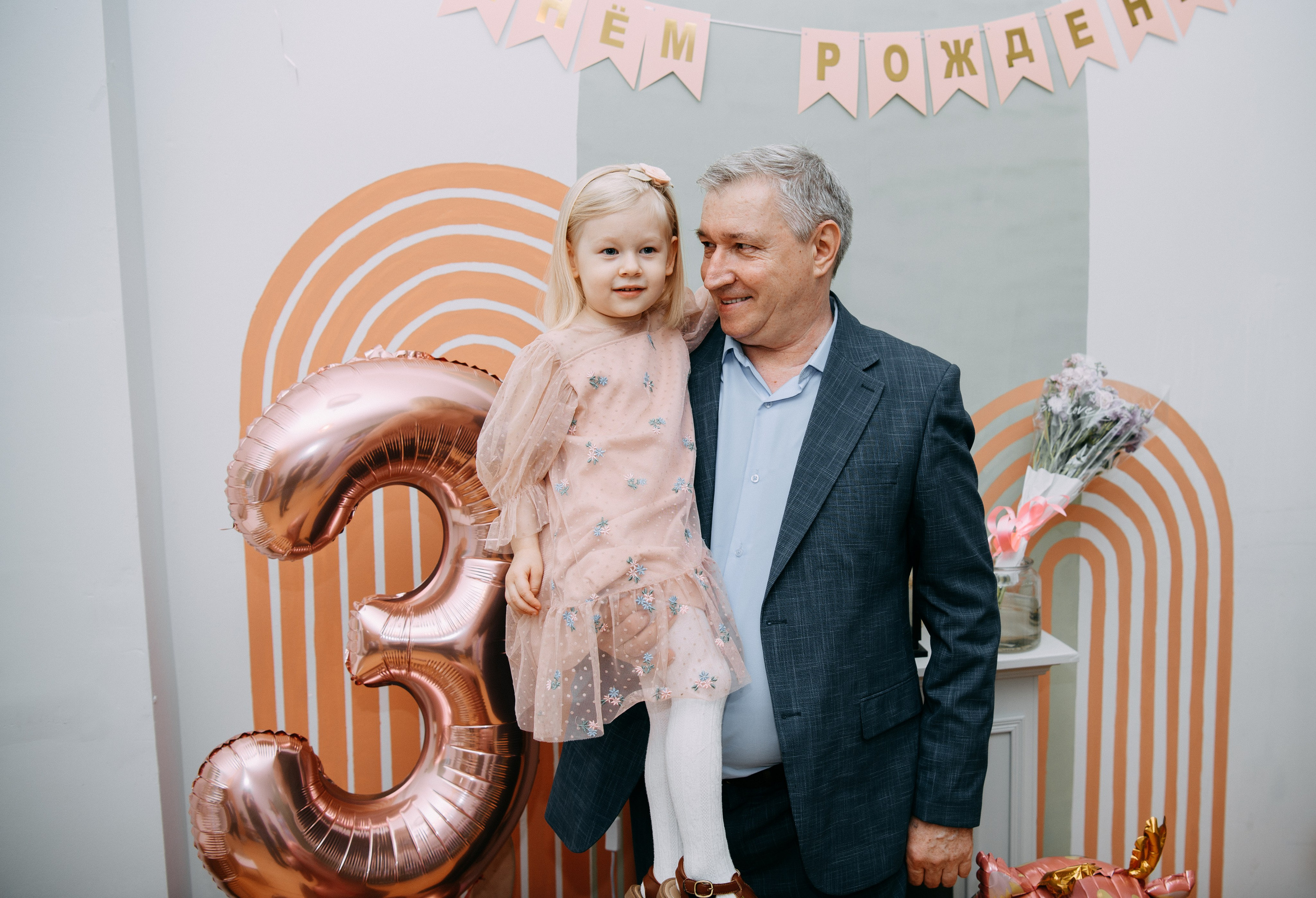 День рождения Анны Павловны. Фотограф на выписку из роддома в Москве и МО