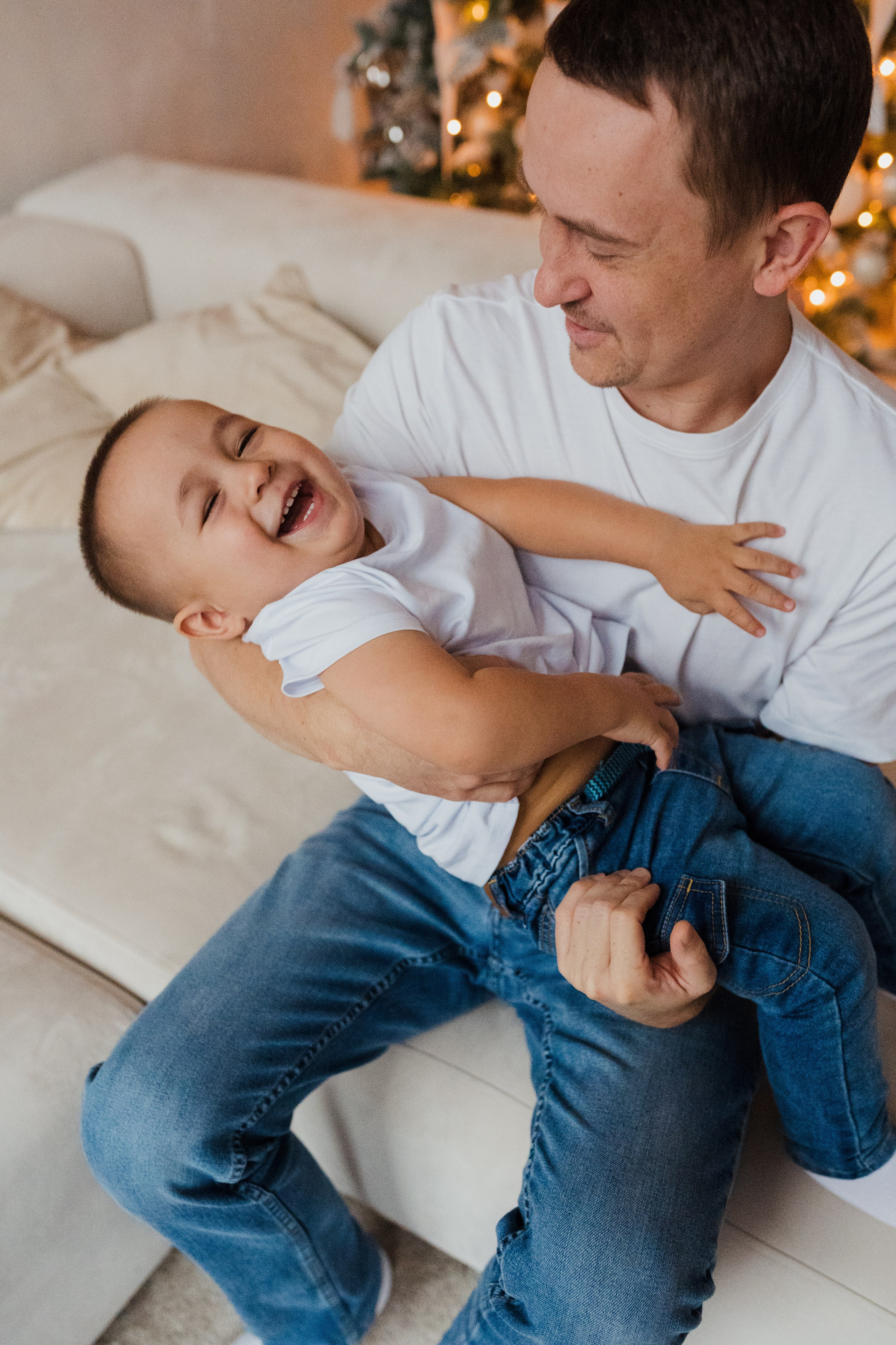 Семейная фотосессия в студии в Москве, семейный фотограф Анна Полушина. Свадебный фотограф в Москве Анна Полушина