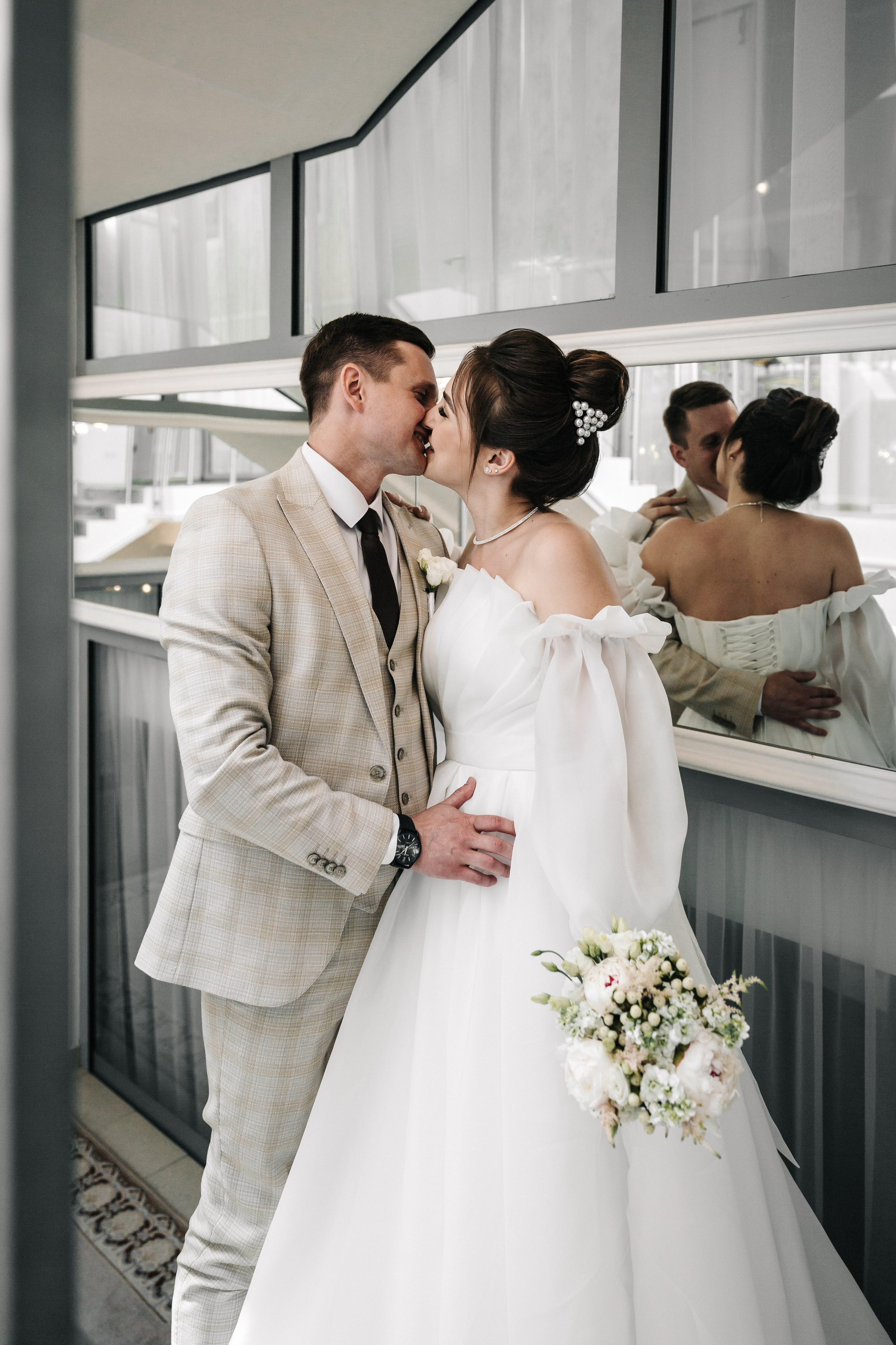 ДВОРЕЦ № 4 Петергоф | Июль, Нижний парк. Свадебный фотограф в Санкт-Петербурге Полина Корзухина