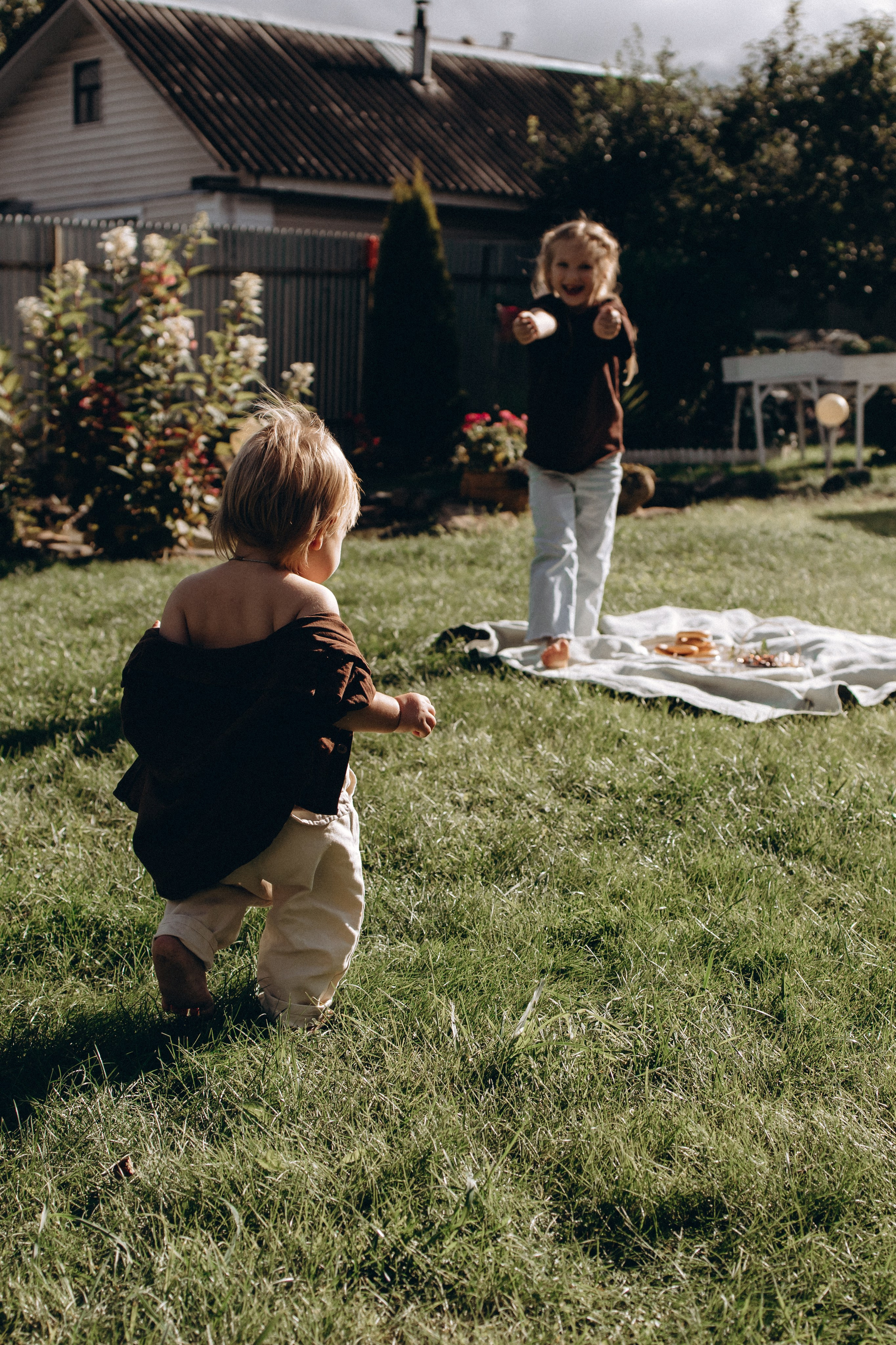Дачные радости: от урожая до пузырей. Семейный фотограф в Москве, Щелково, Фрязино _ Виктория Степанова