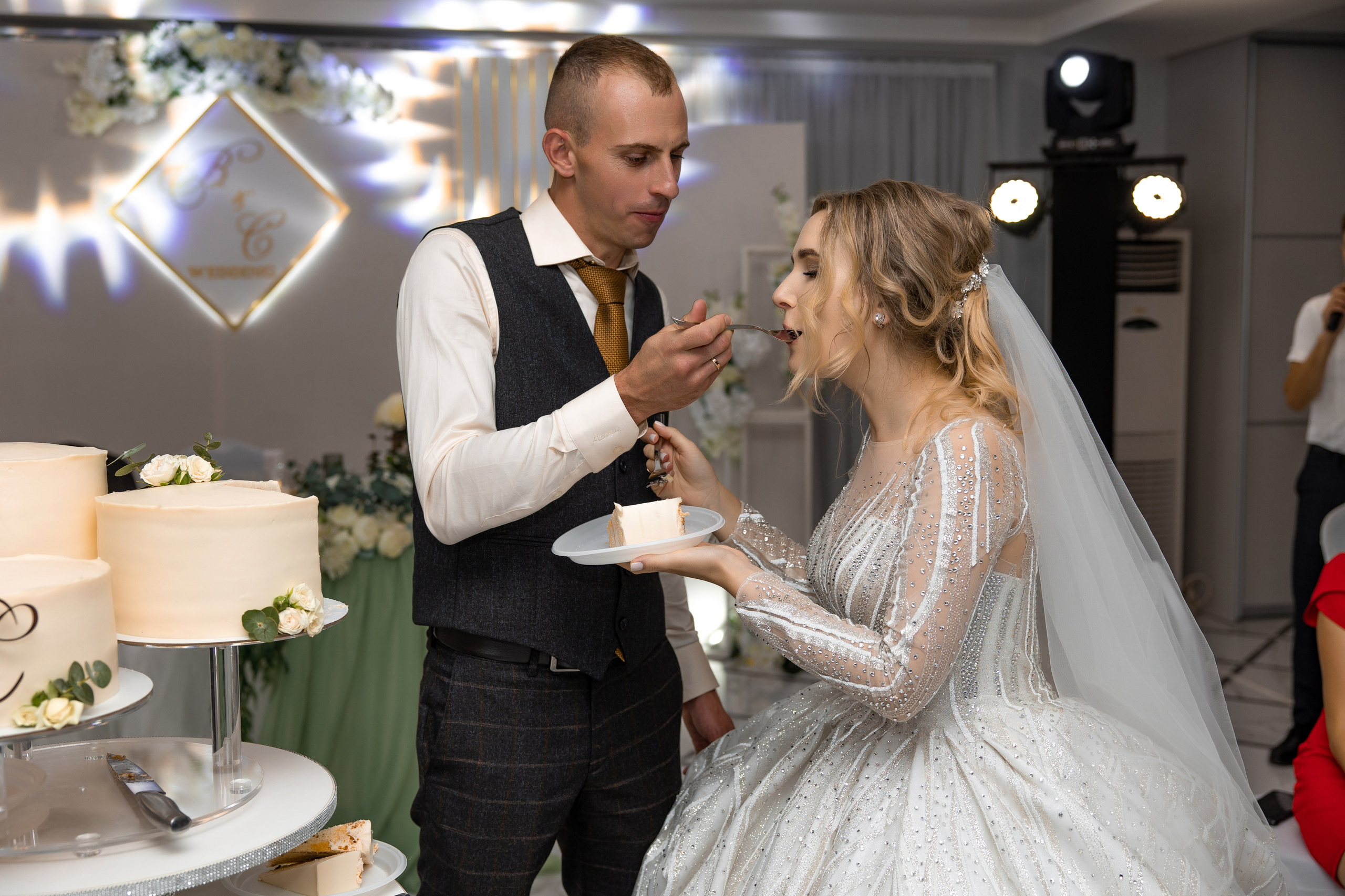 Виталий и Софья. Видеосьемка, фотосьемка свадеб, юбилеев, утренников в Краснодарском кр