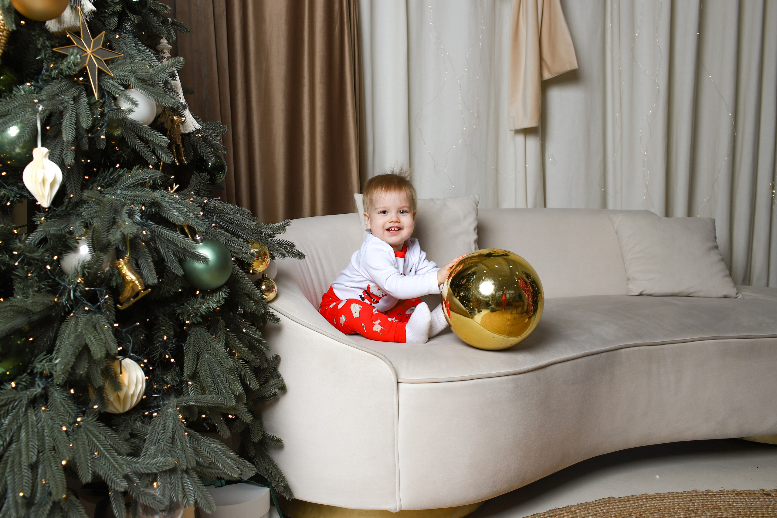 Новогодние детские фотосессии. Ирина Кан Фотограф новорожденных в Екатеринбурге