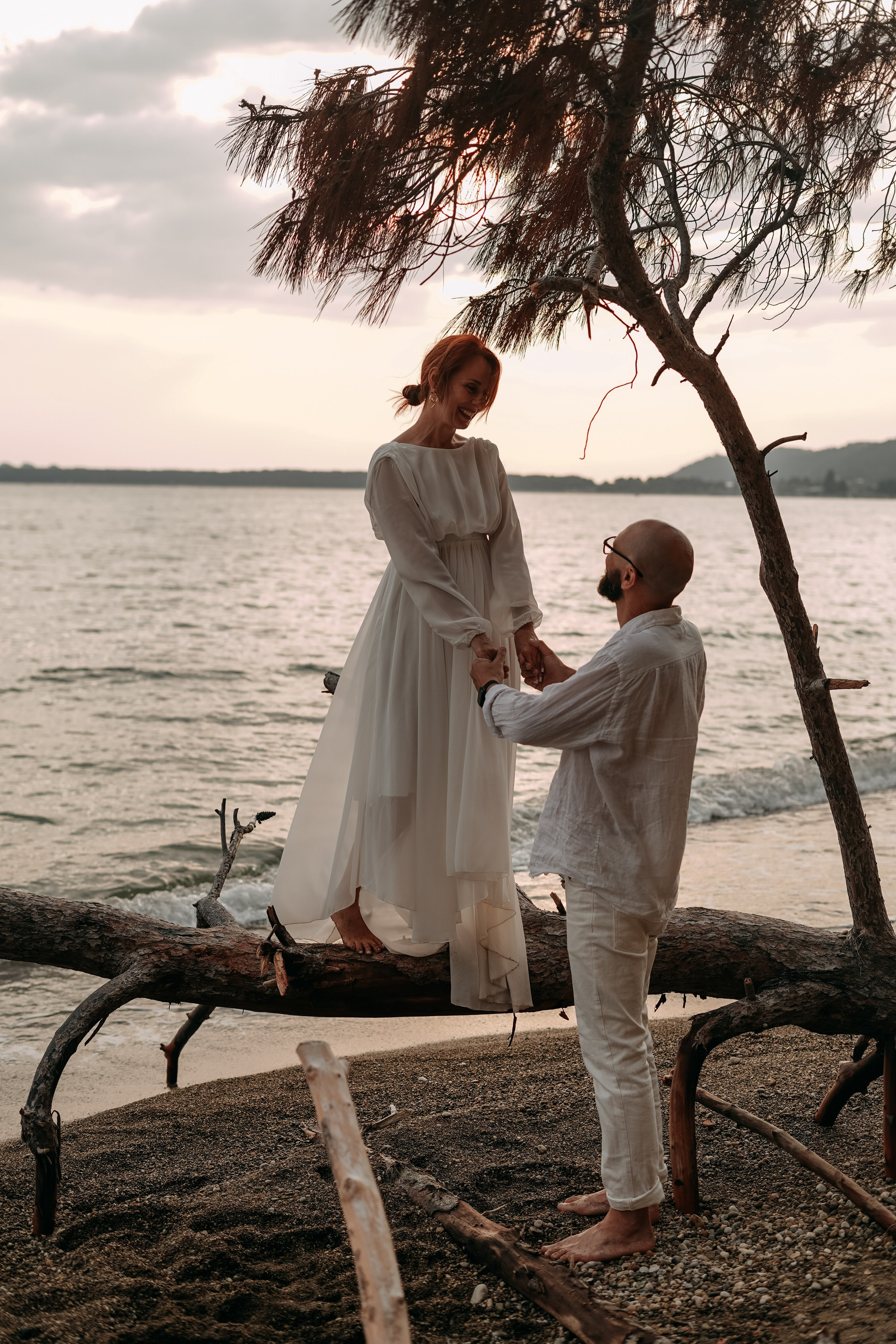 Алина и Владимир на побережье Пицунды. Фотограф в Сочи и Абхазии | Фототуры | September Air