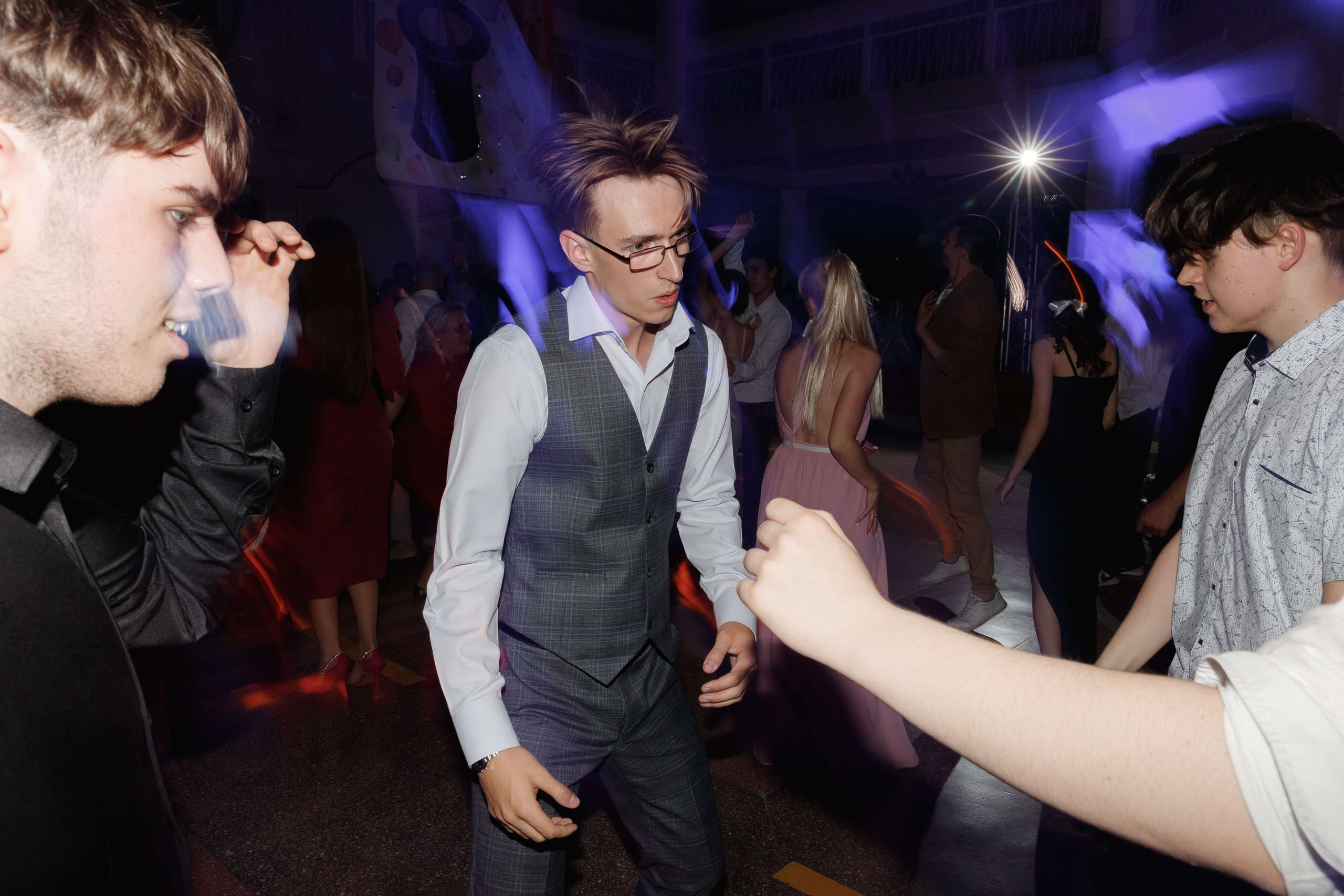 Школьный выпускной 2023 год в Минске. Свадебный фотограф в Минске/Беларуси Сергей Спиридонов