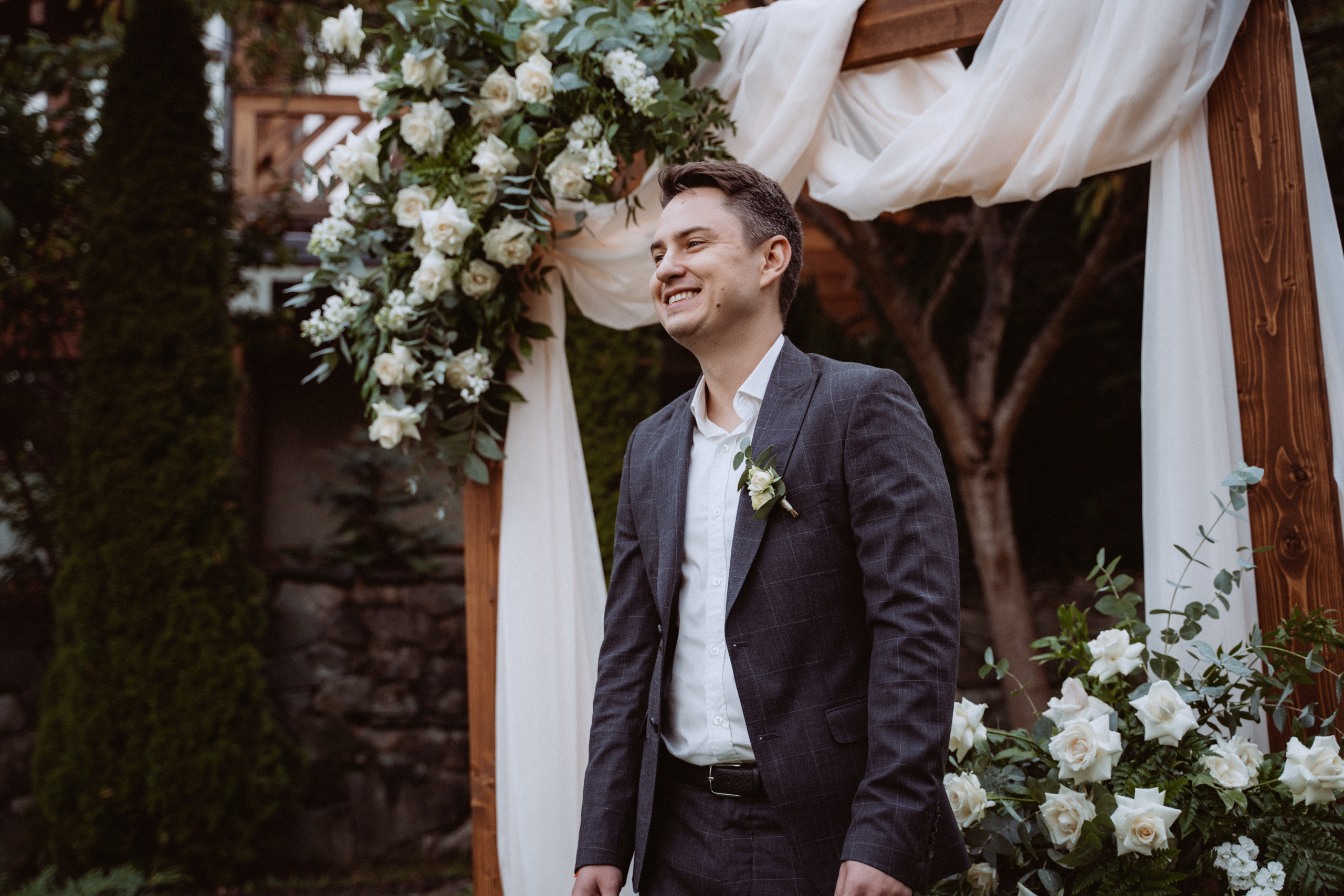 Pavel — Jule. Elopement Wedding Photographer